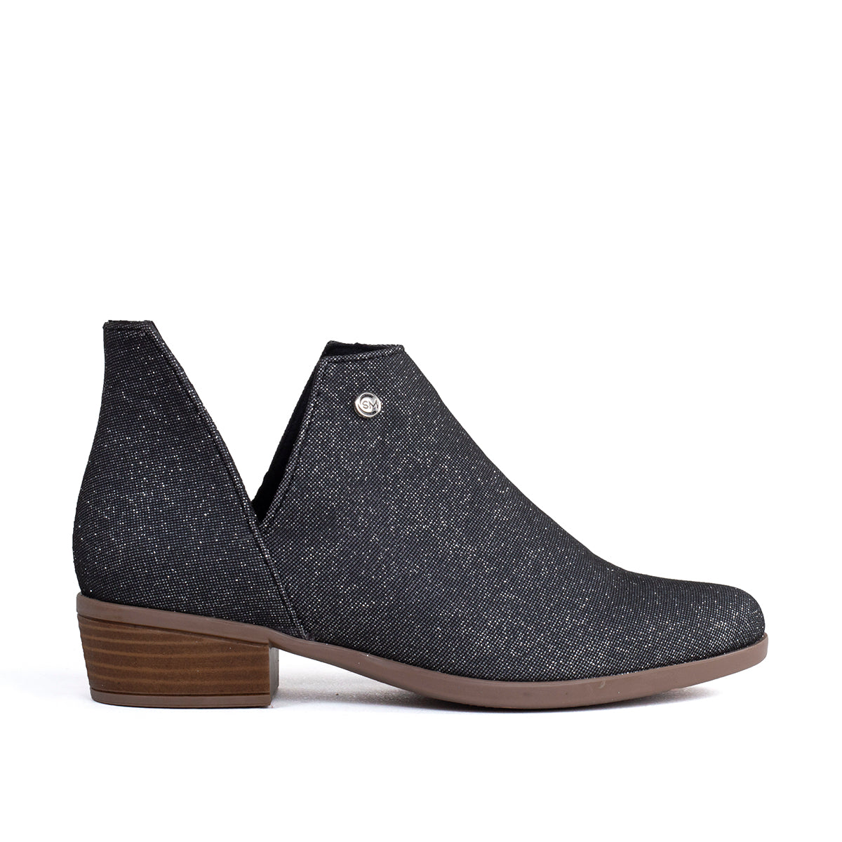 Botines color negro con texturizado brillante