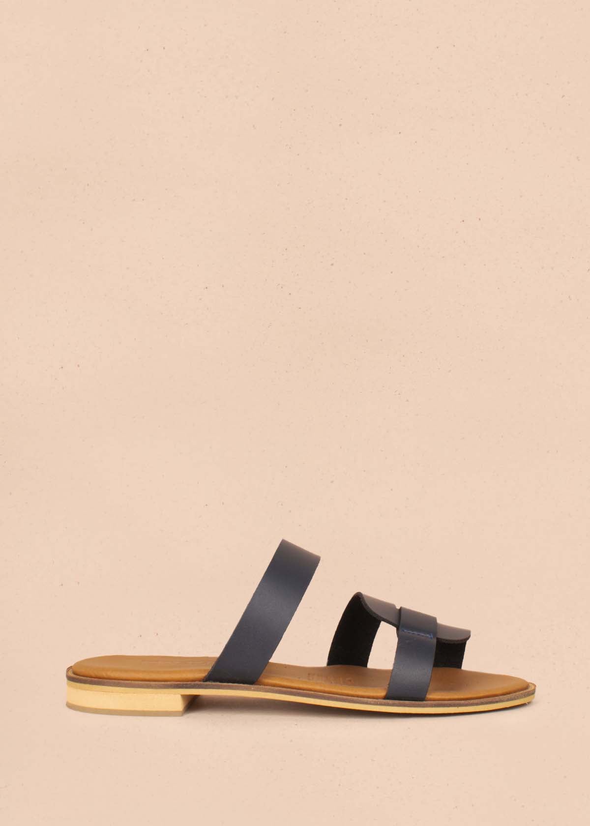 Sandalias planas color azul 104118
