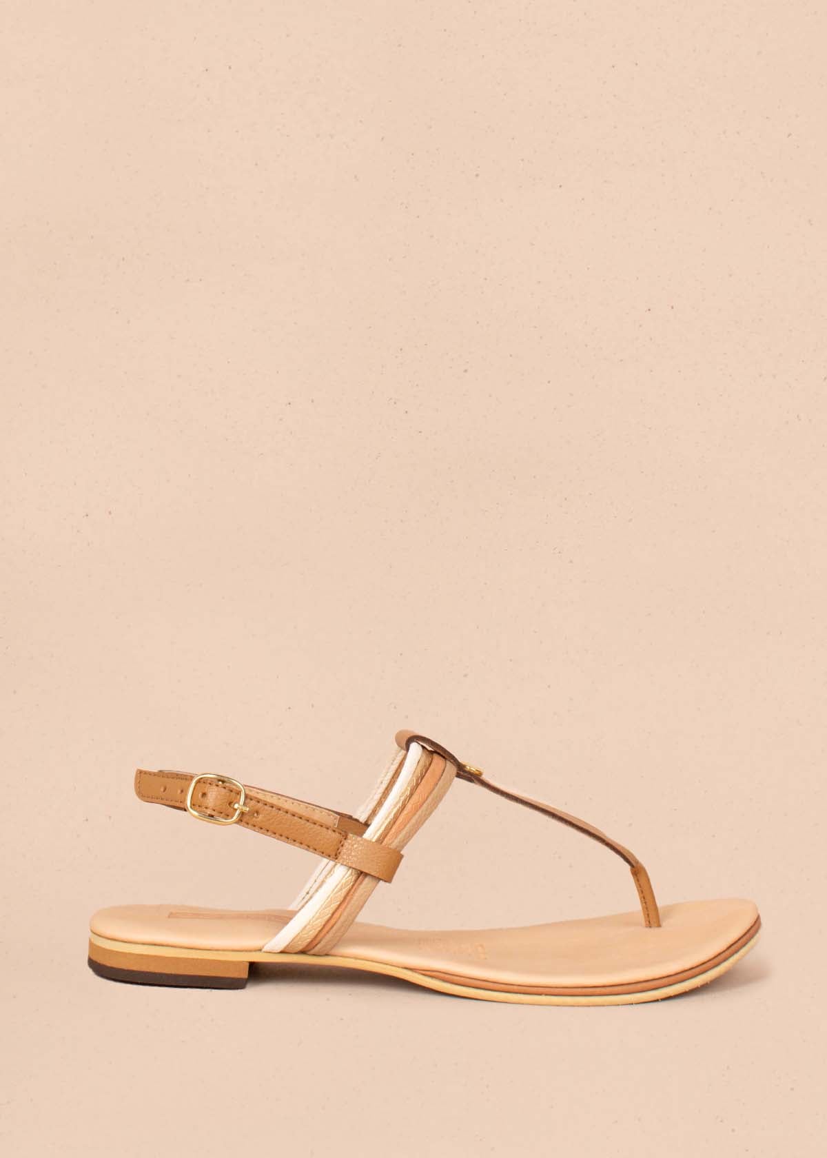 Sandalias planas tres puntadas color miel 104120