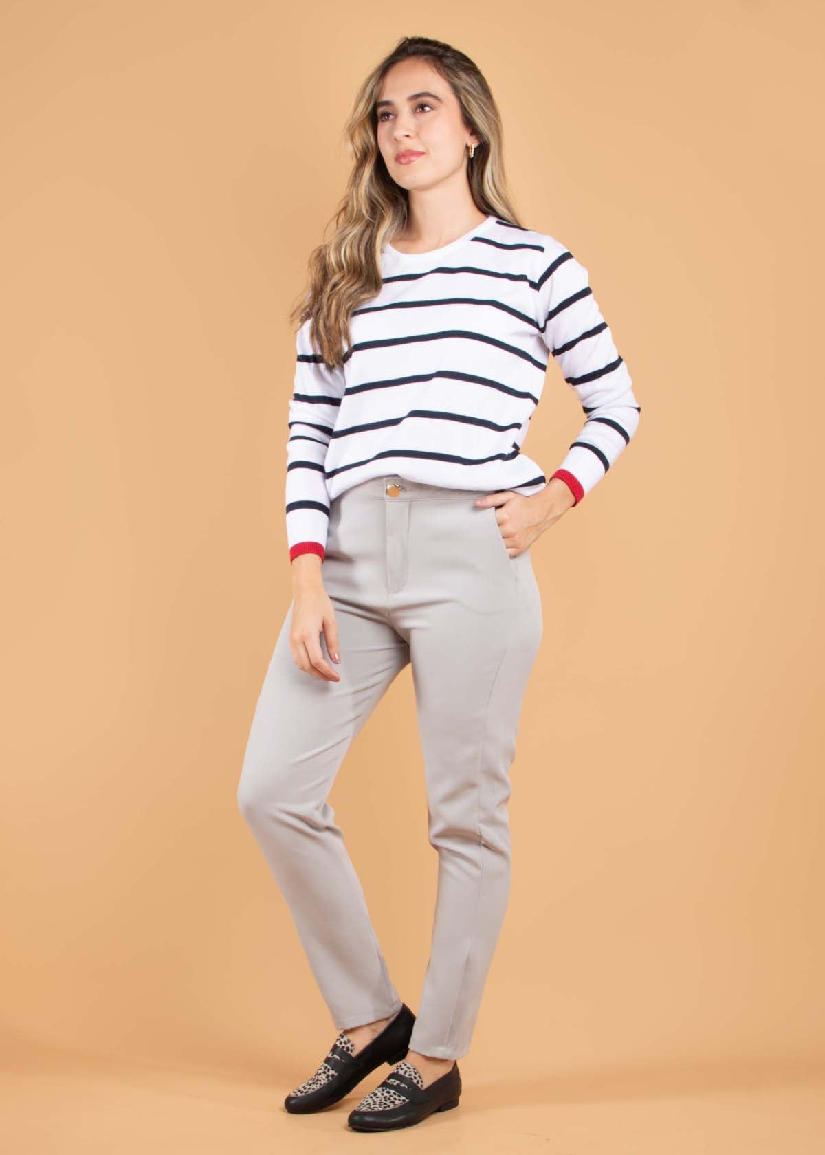 Pantalón clásico color gris 104434