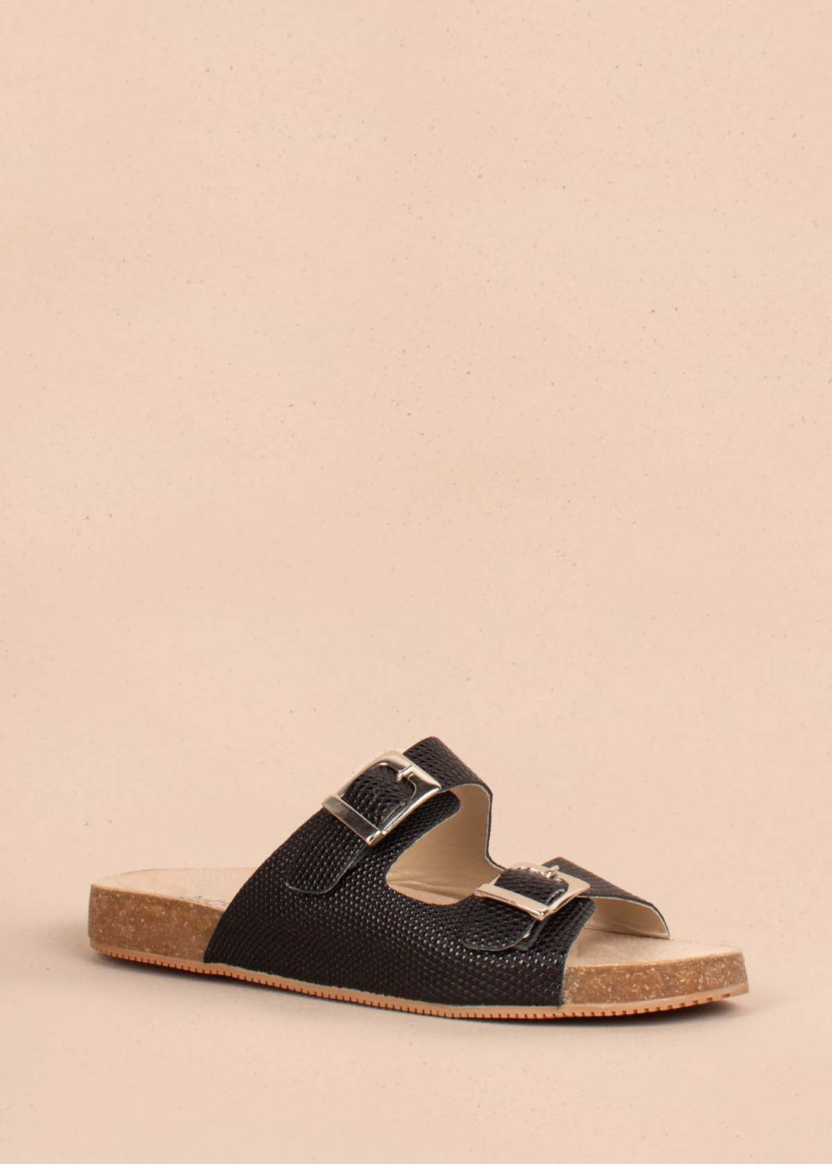 Sandalias en cuero color negro con correas ajustables 104442