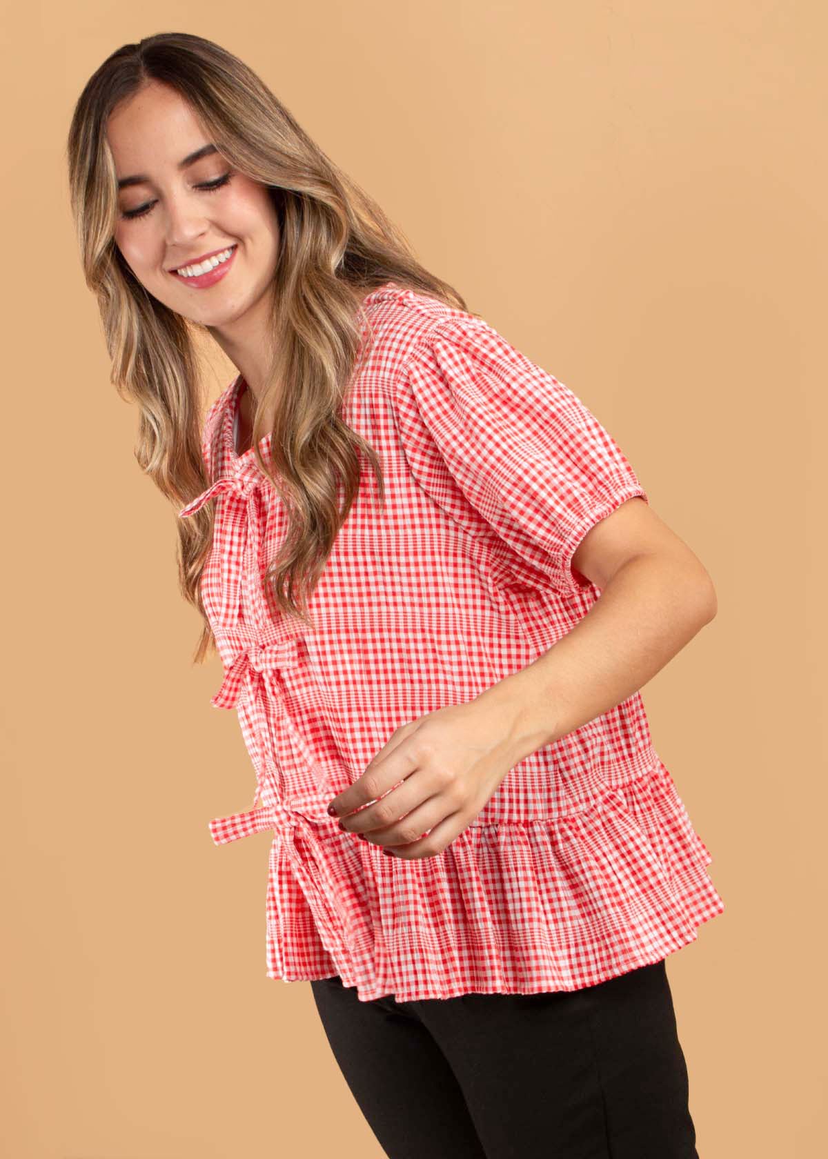 Blusa peplum color rojo con moños y cuadros vichy 104569