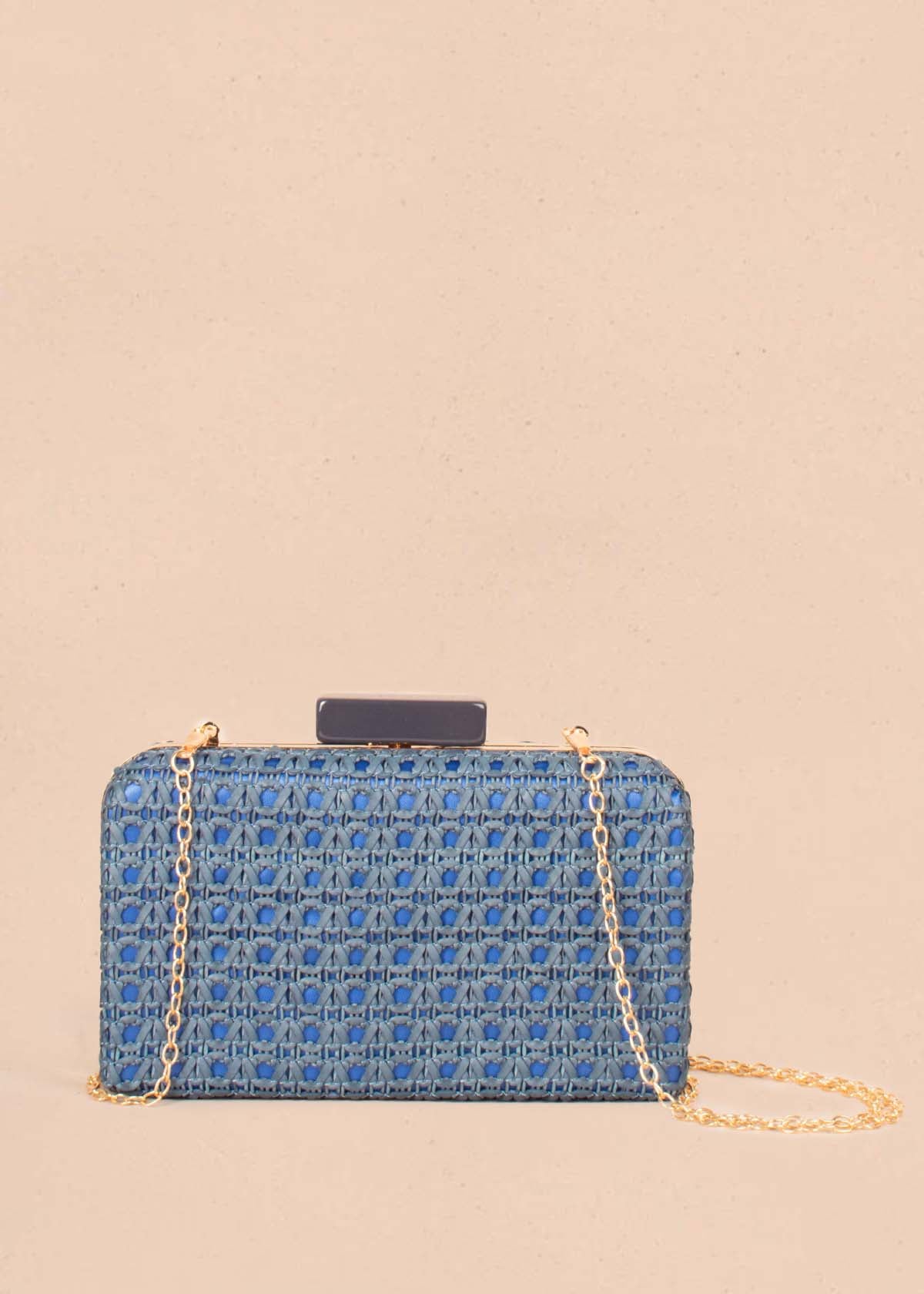 Bolso tipo bandolera color azul con tejido en fique sintético 104667