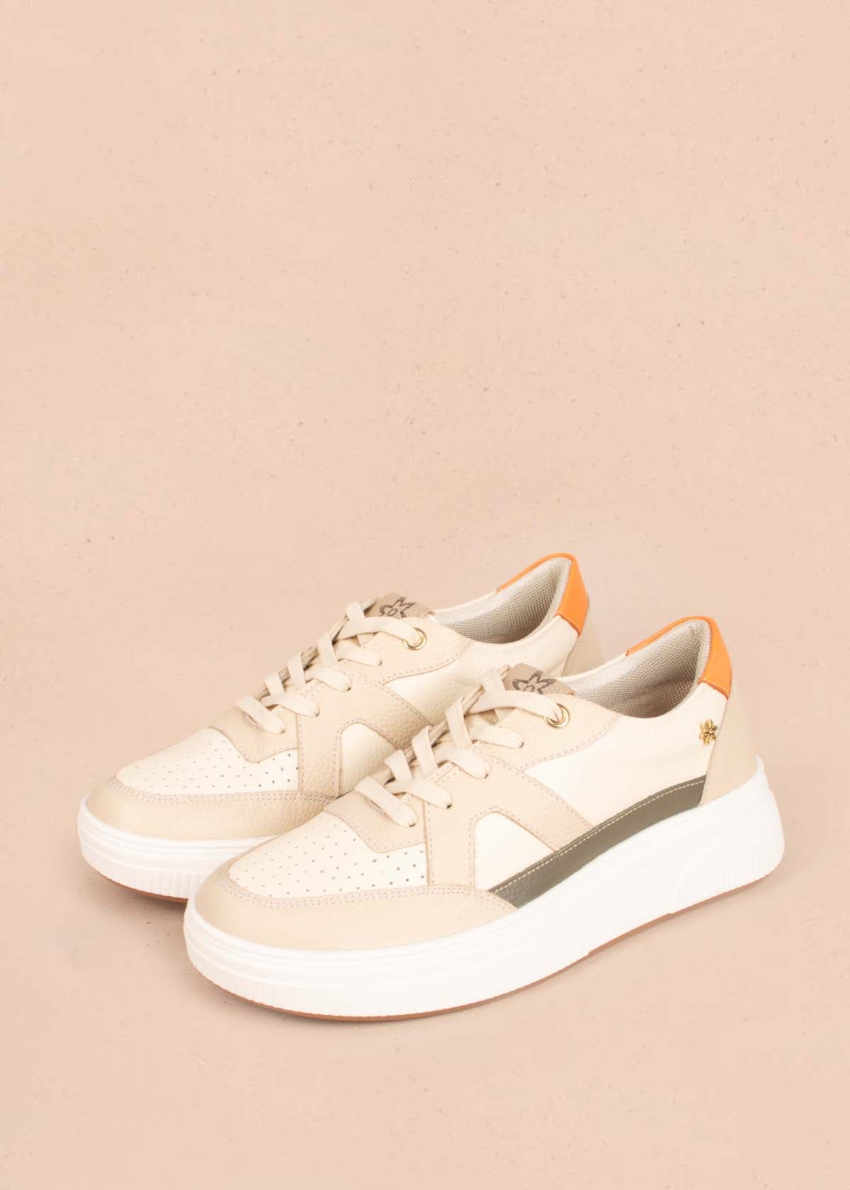 Tenis casuales en cuero color talco 104764