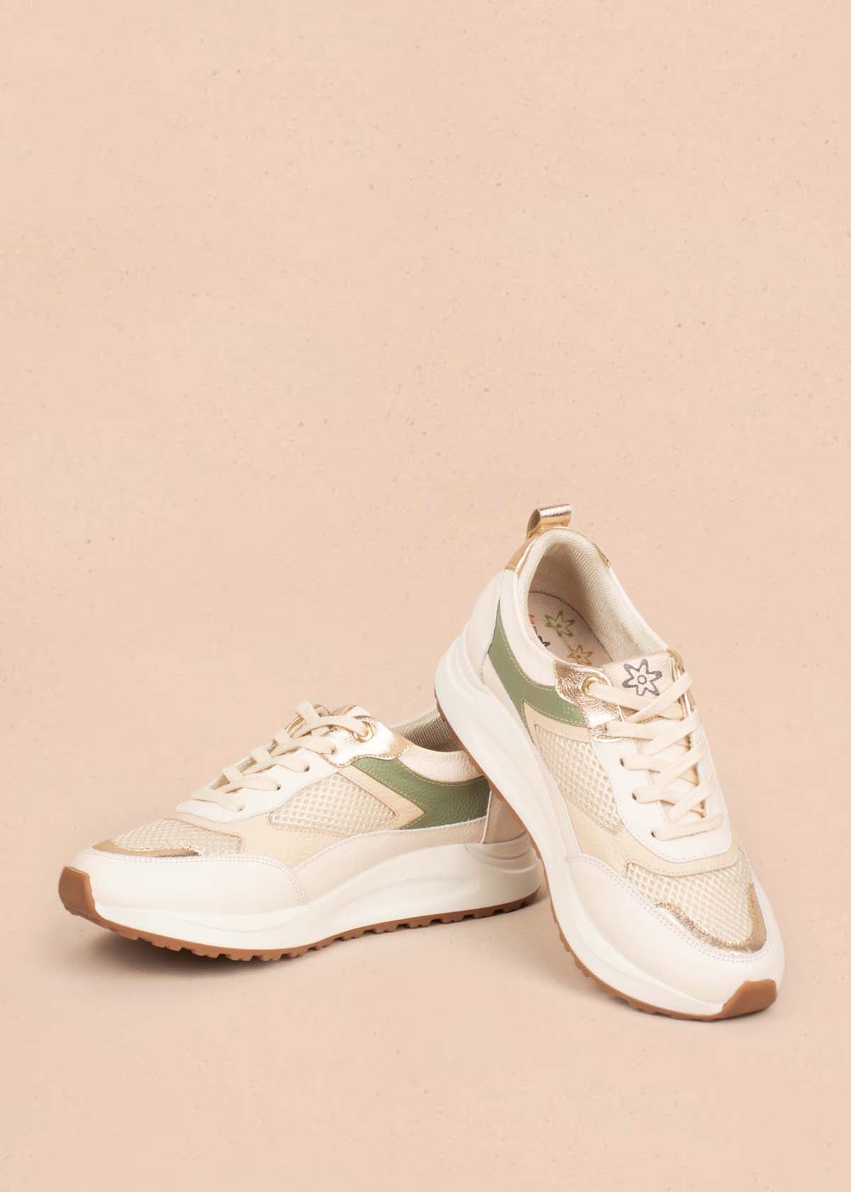 Tenis casuales en cuero color talco 104773