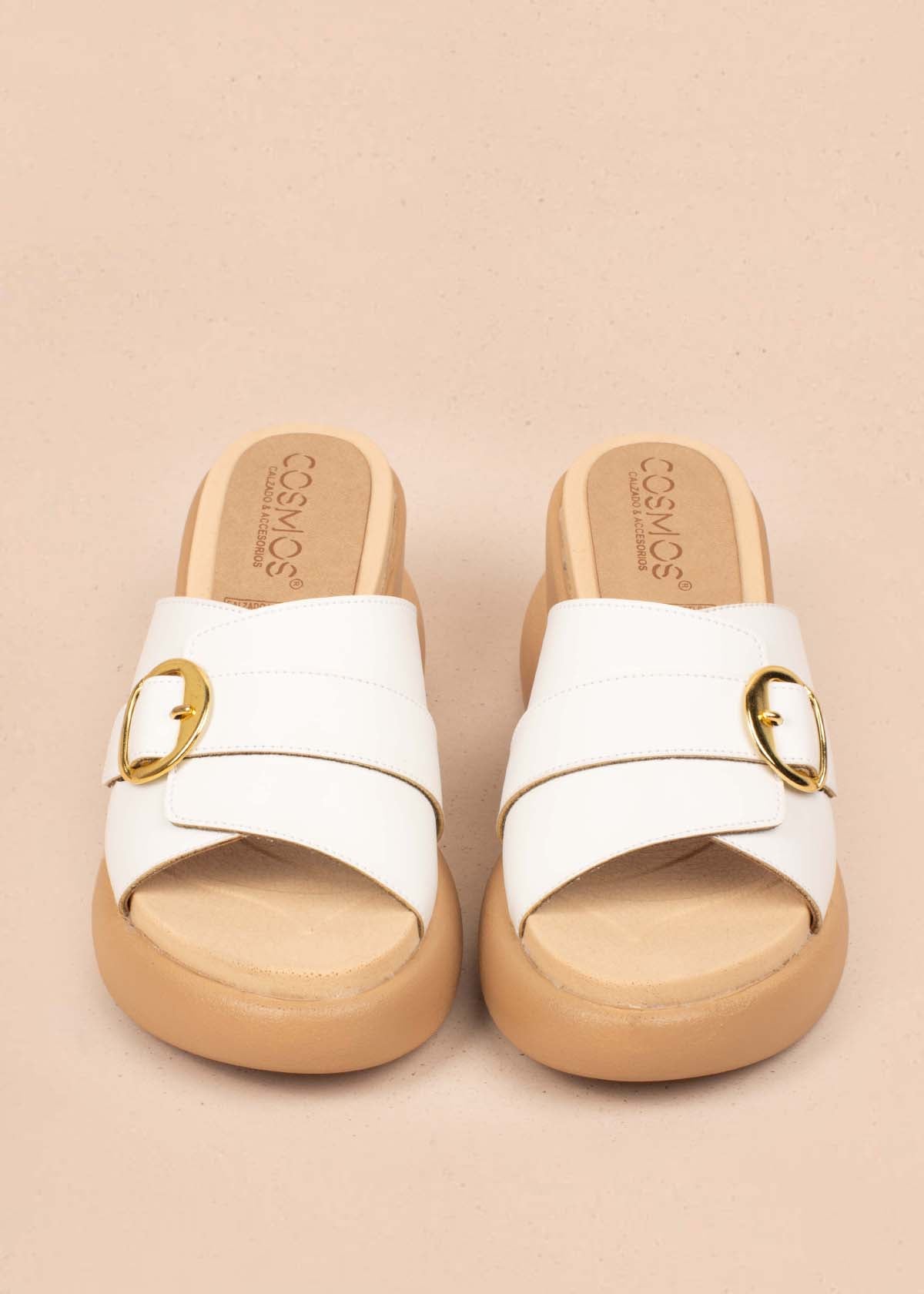 Sandalias color blanco con plataforma 104838