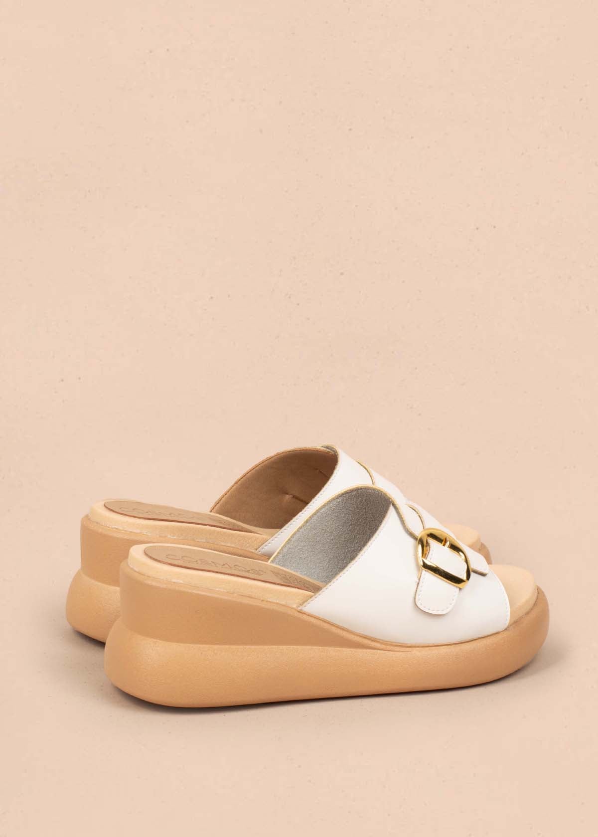 Sandalias color blanco con plataforma 104838
