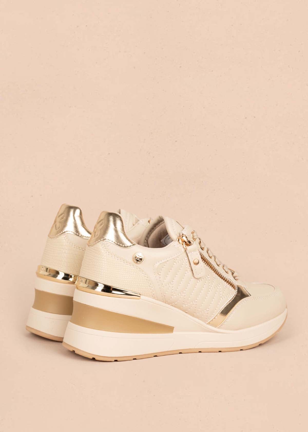 Tenis casuales suela beige con cierre frontal 105024