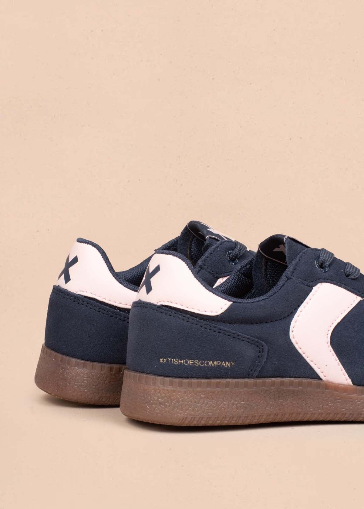 Tenis casuales en cuero color azul 105028
