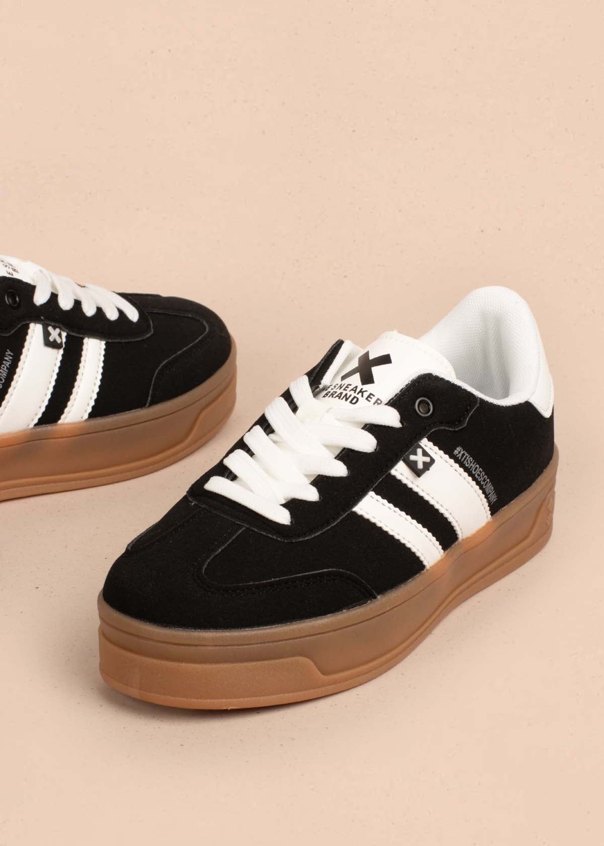 Tenis casuales color negro 105035