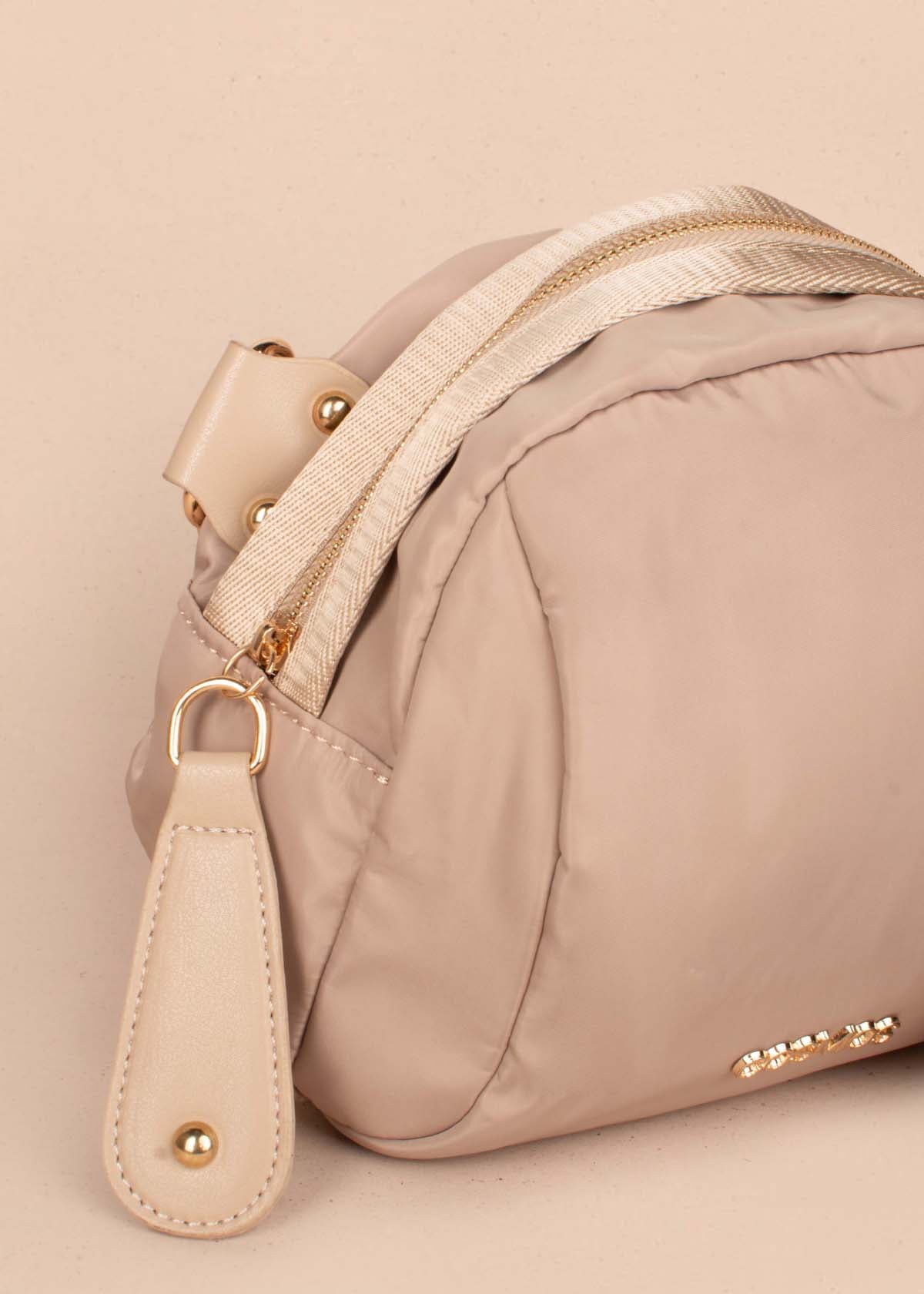 Bolso tipo bandolera color taupe 105264