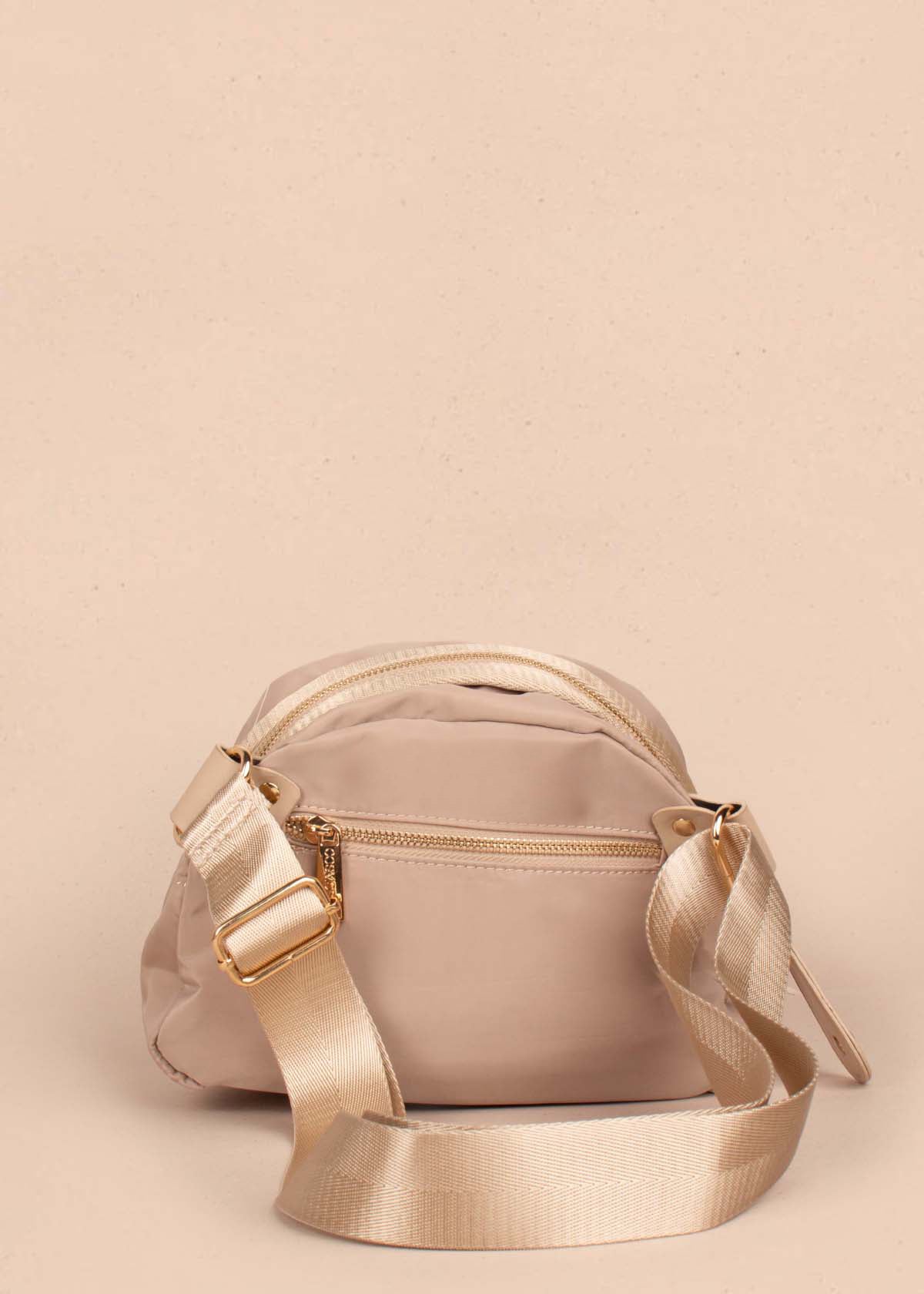 Bolso tipo bandolera color taupe 105264
