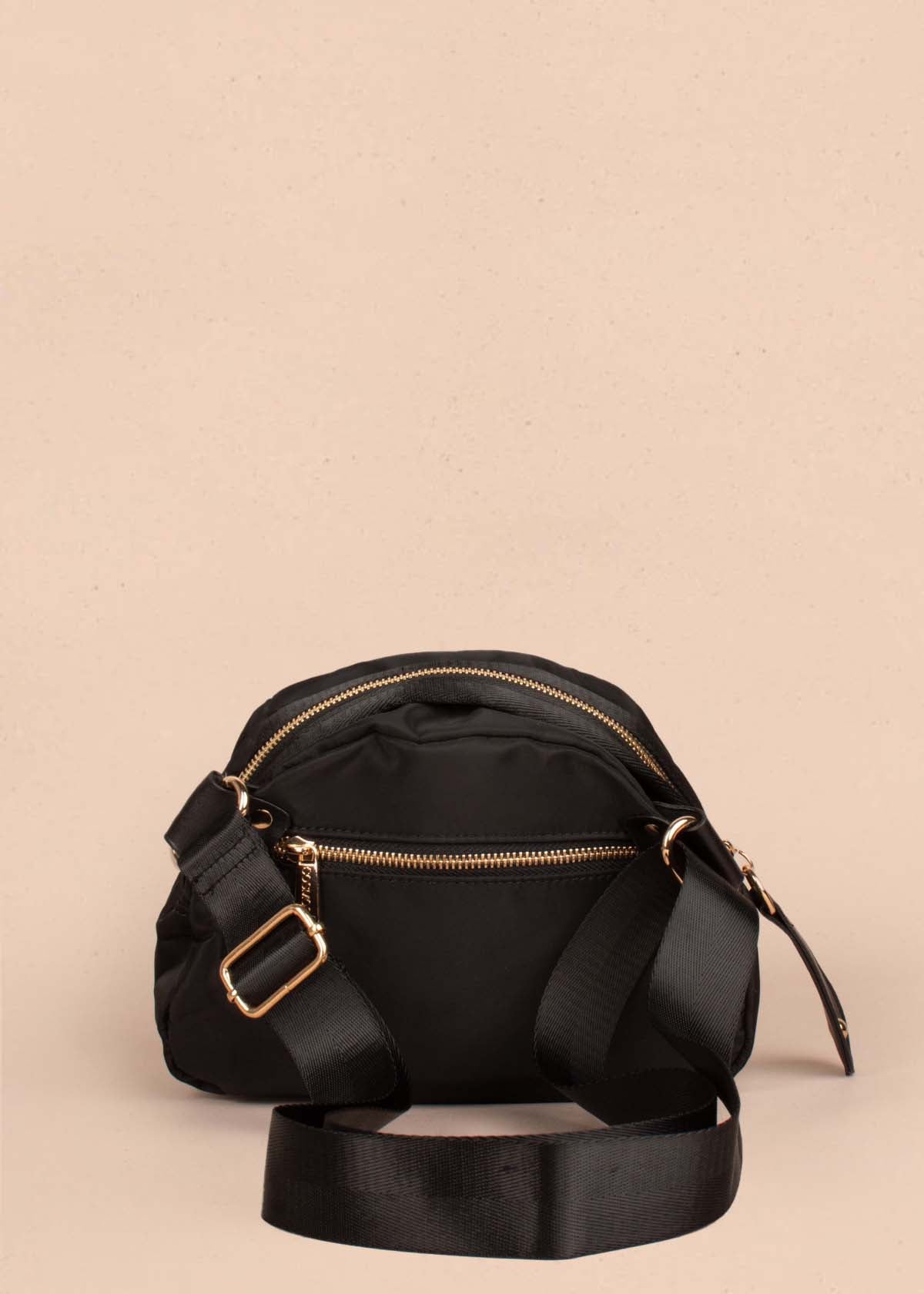 Bolso tipo bandolera color negro 105264
