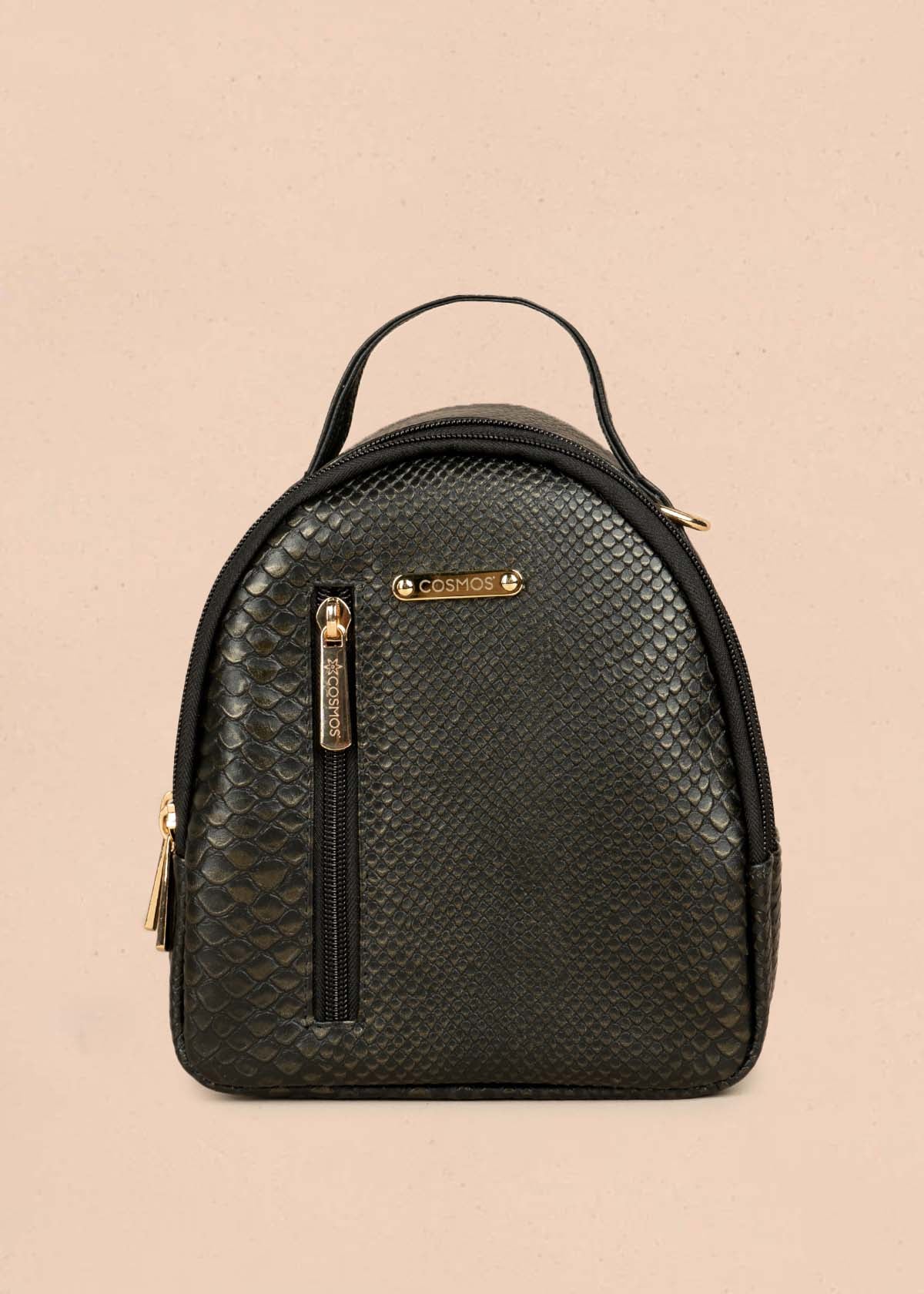 Morral en cuero color negro con cierre frontal 105310