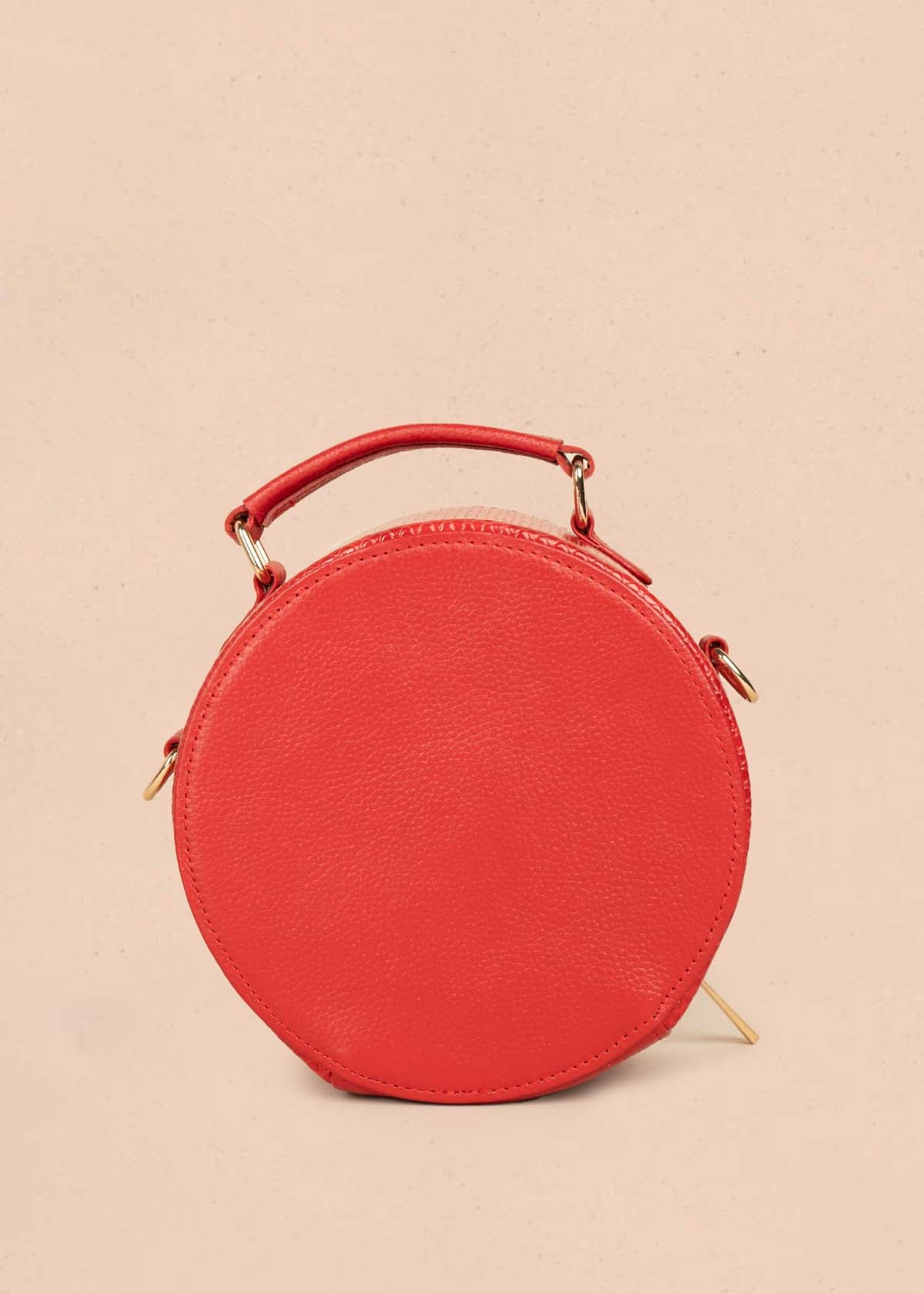 Bolso manos libres en cuero color rojo 105313
