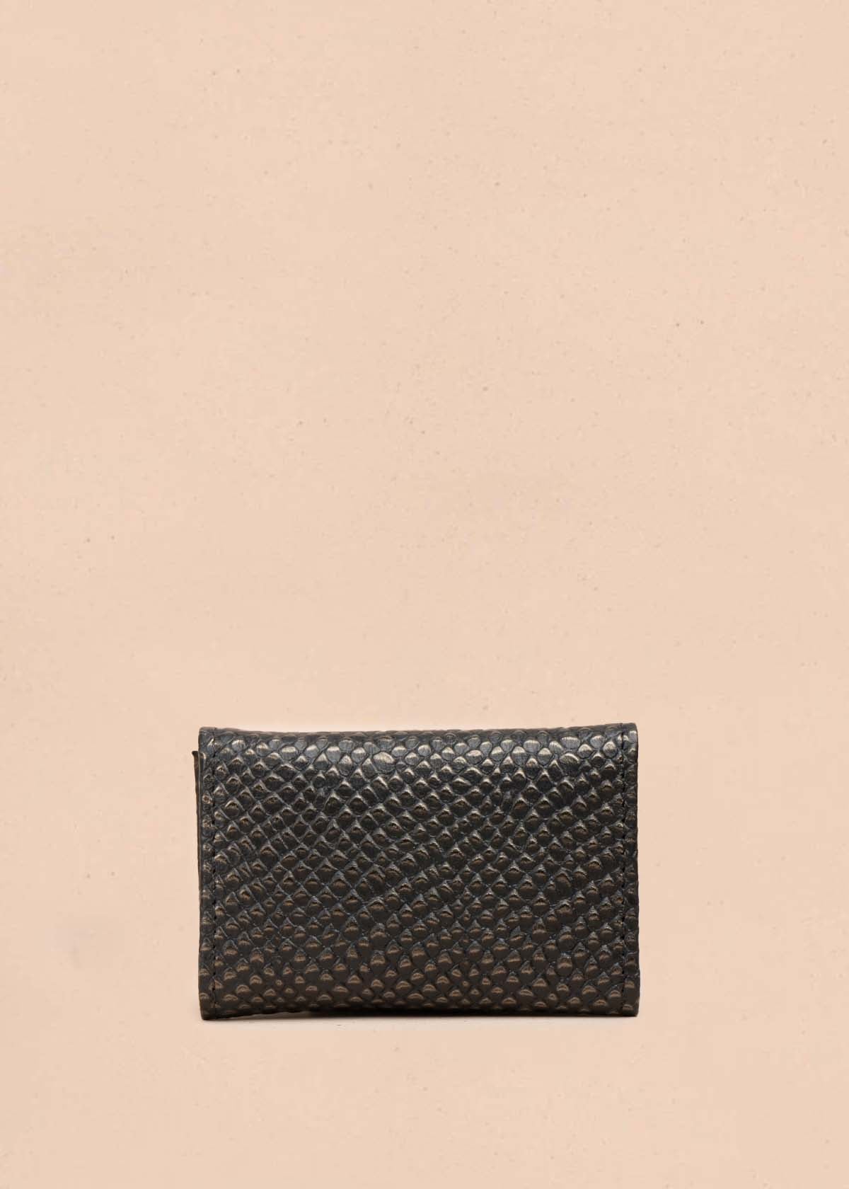 Porta llaves en cuero color negro 105324