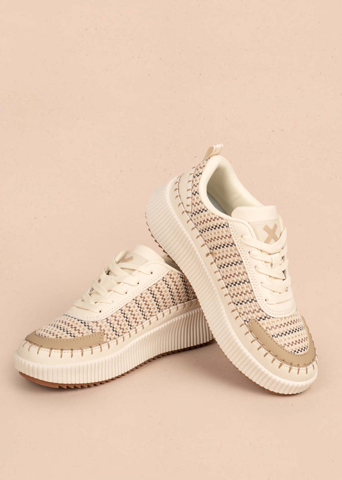 Tenis casuales color beige 105353