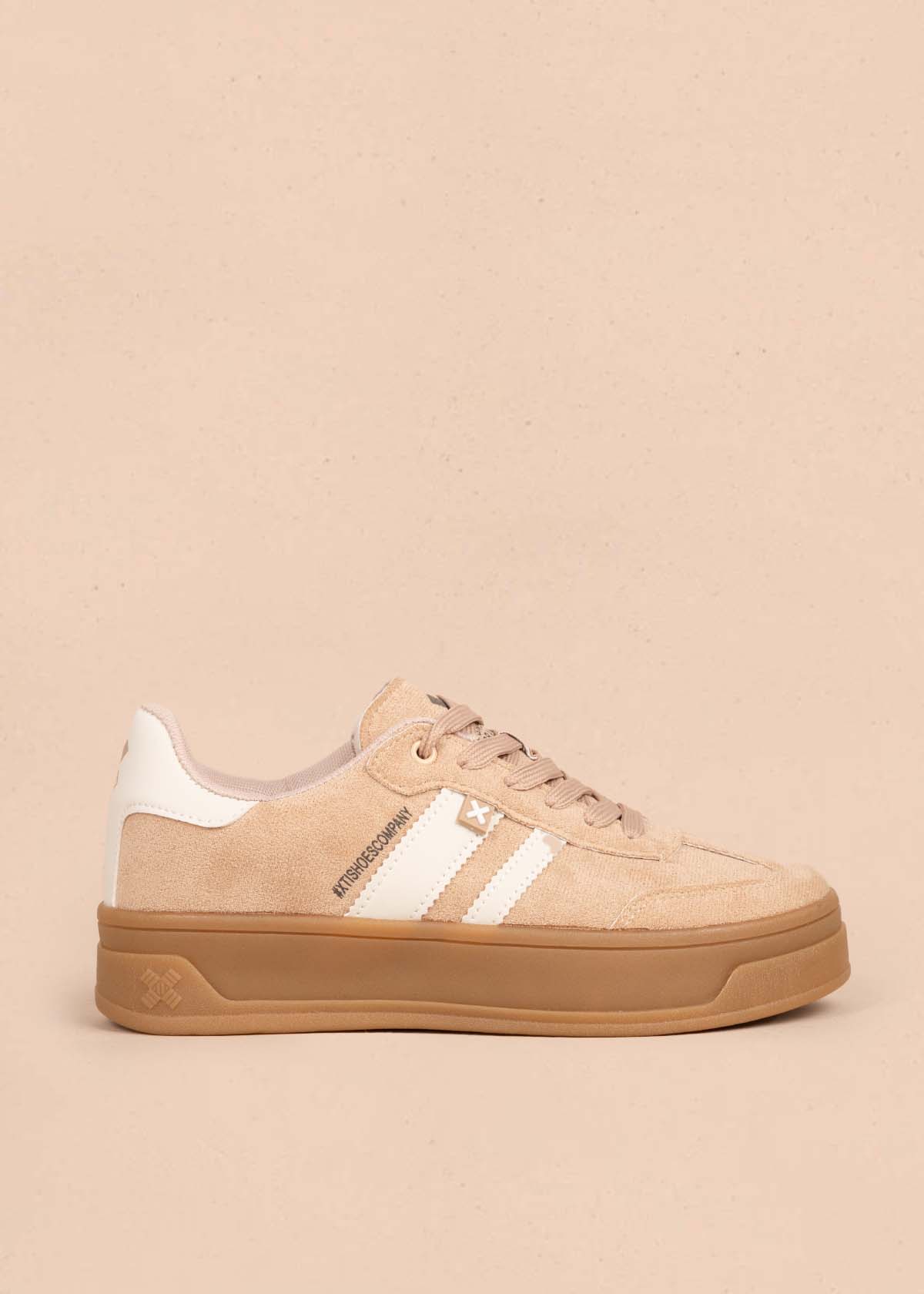 Tenis casuales color beige 105359