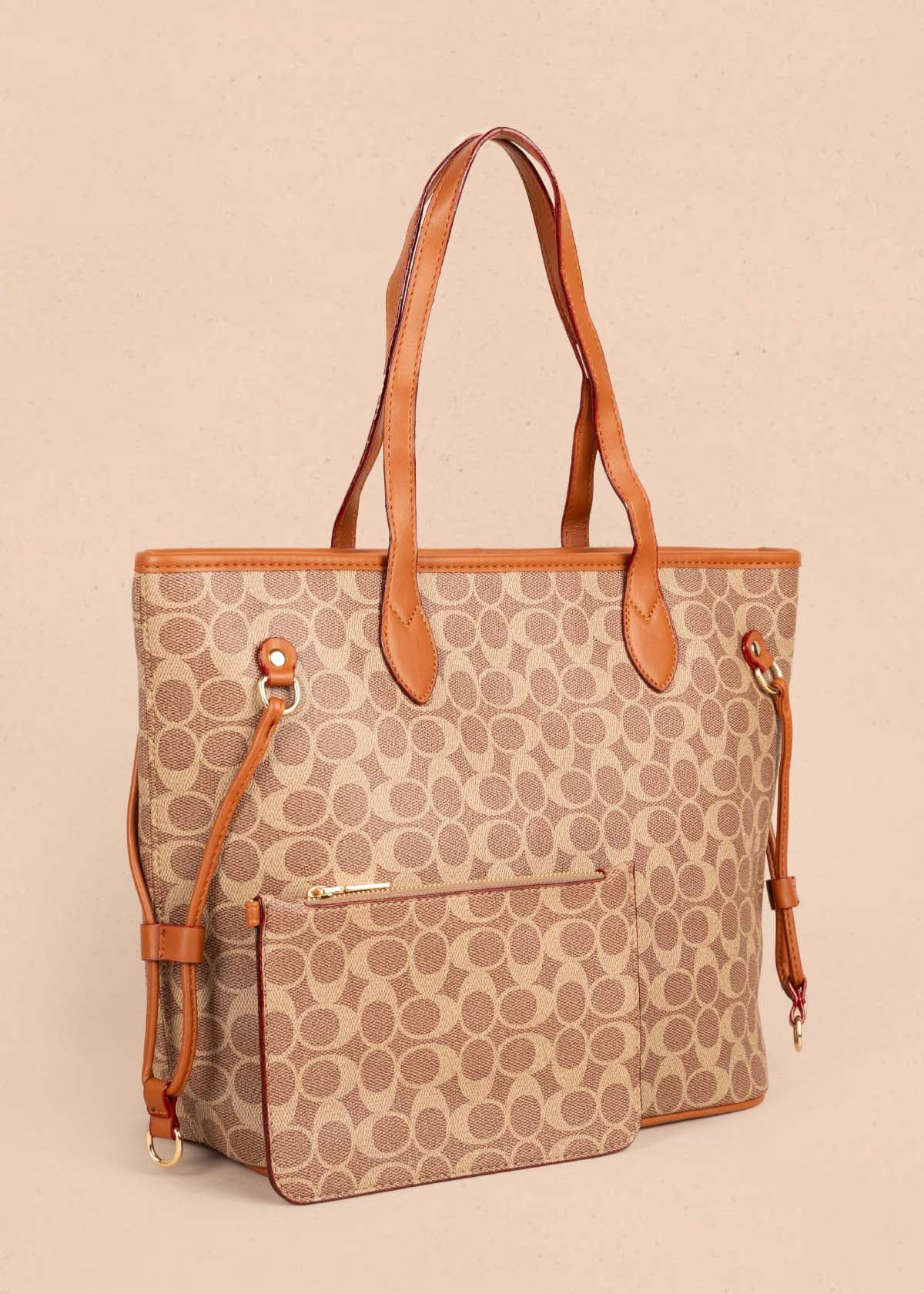 Bolso tipo shopping color café con estampado 105362