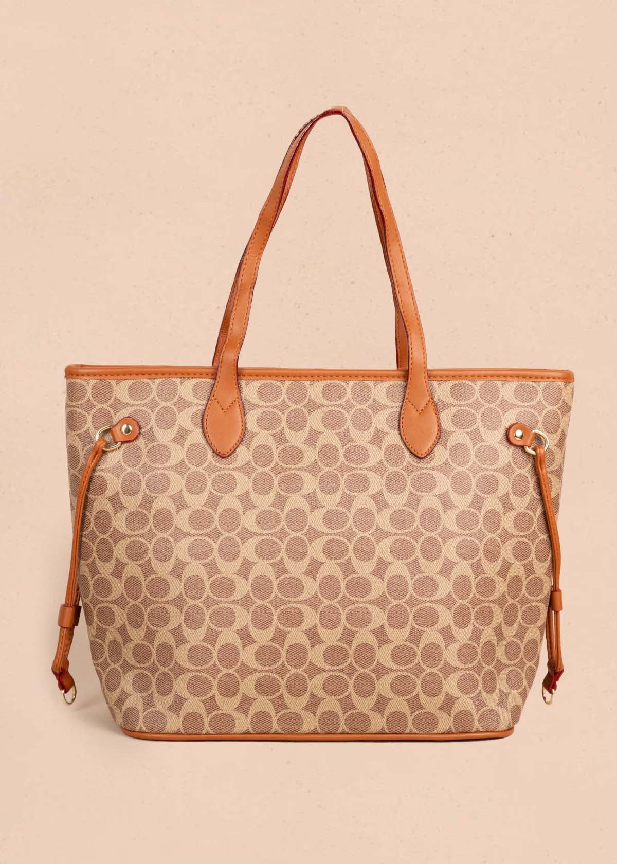 Bolso tipo shopping color café con estampado 105362