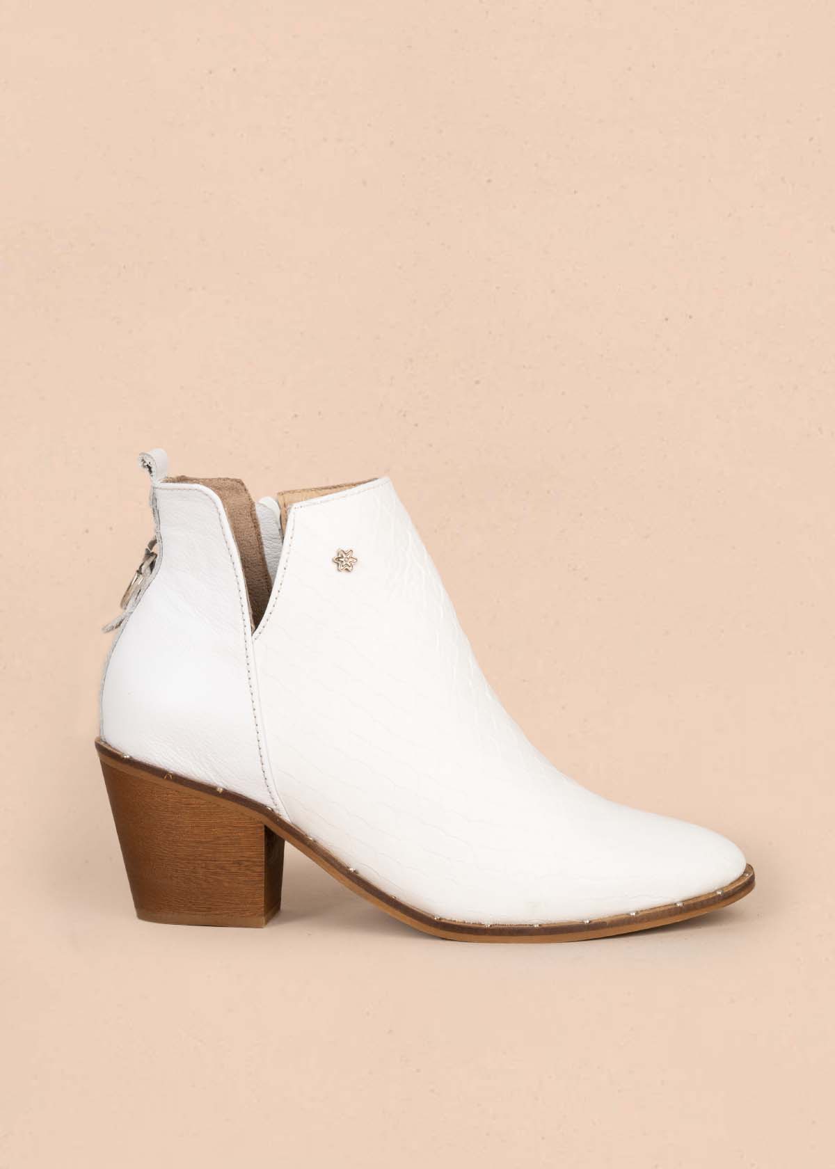 Botines en cuero color blanco 105413