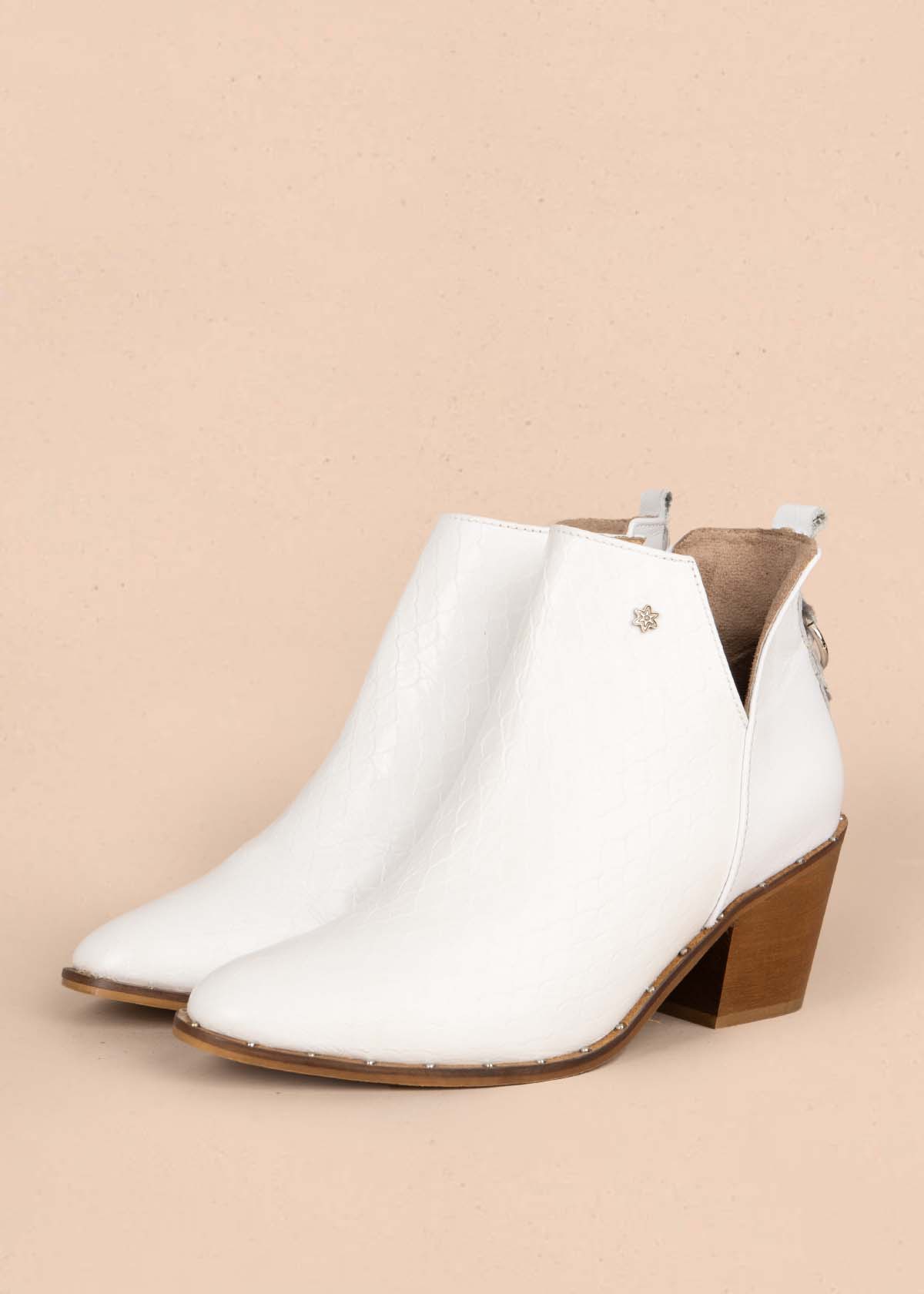 Botines en cuero color blanco 105413