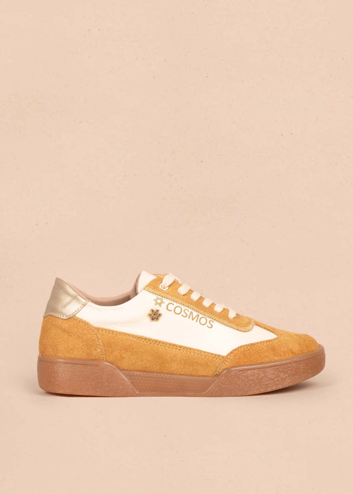 Tenis casuales en cuero color miel 105418