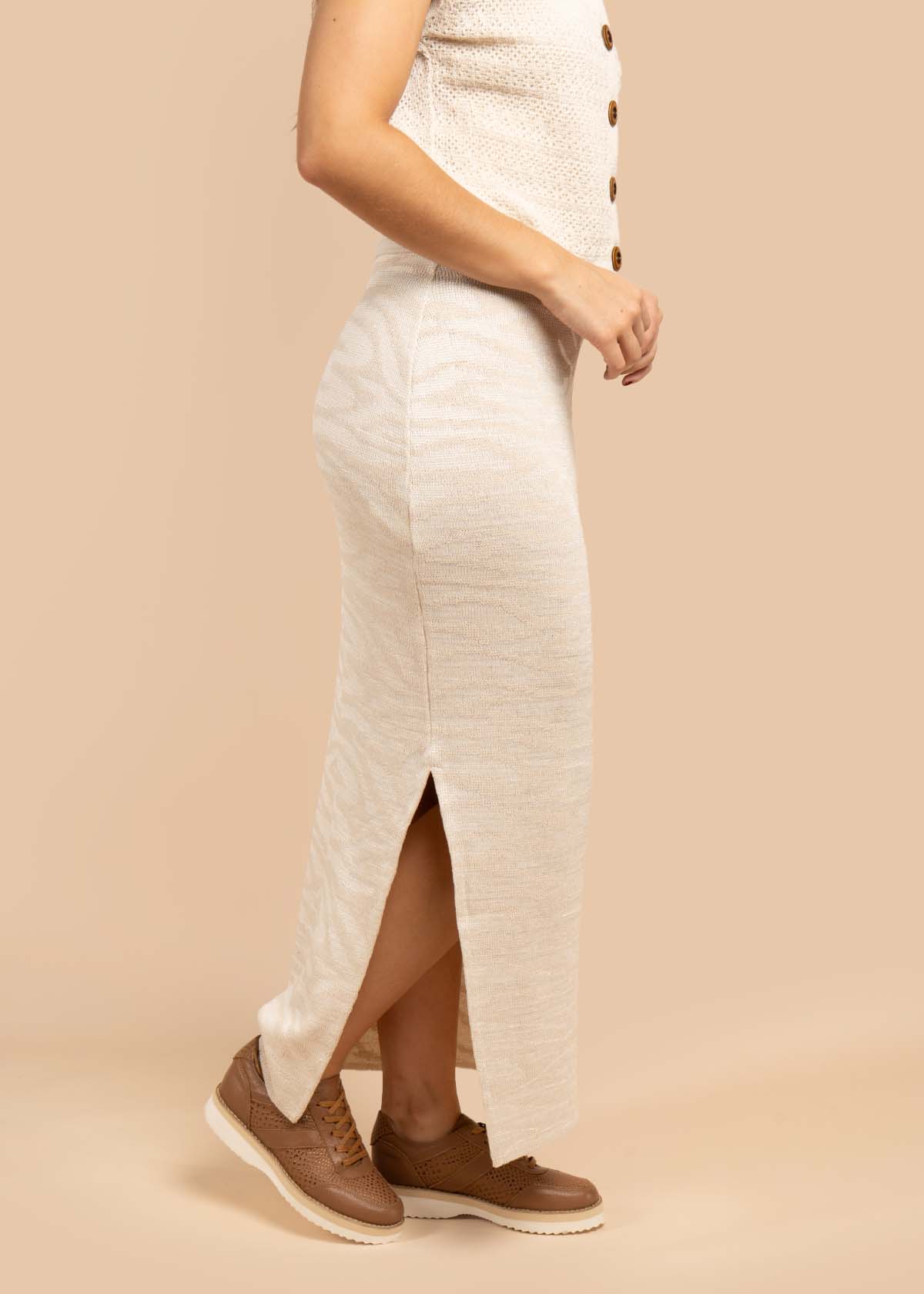 Falda tejida color crema 105457
