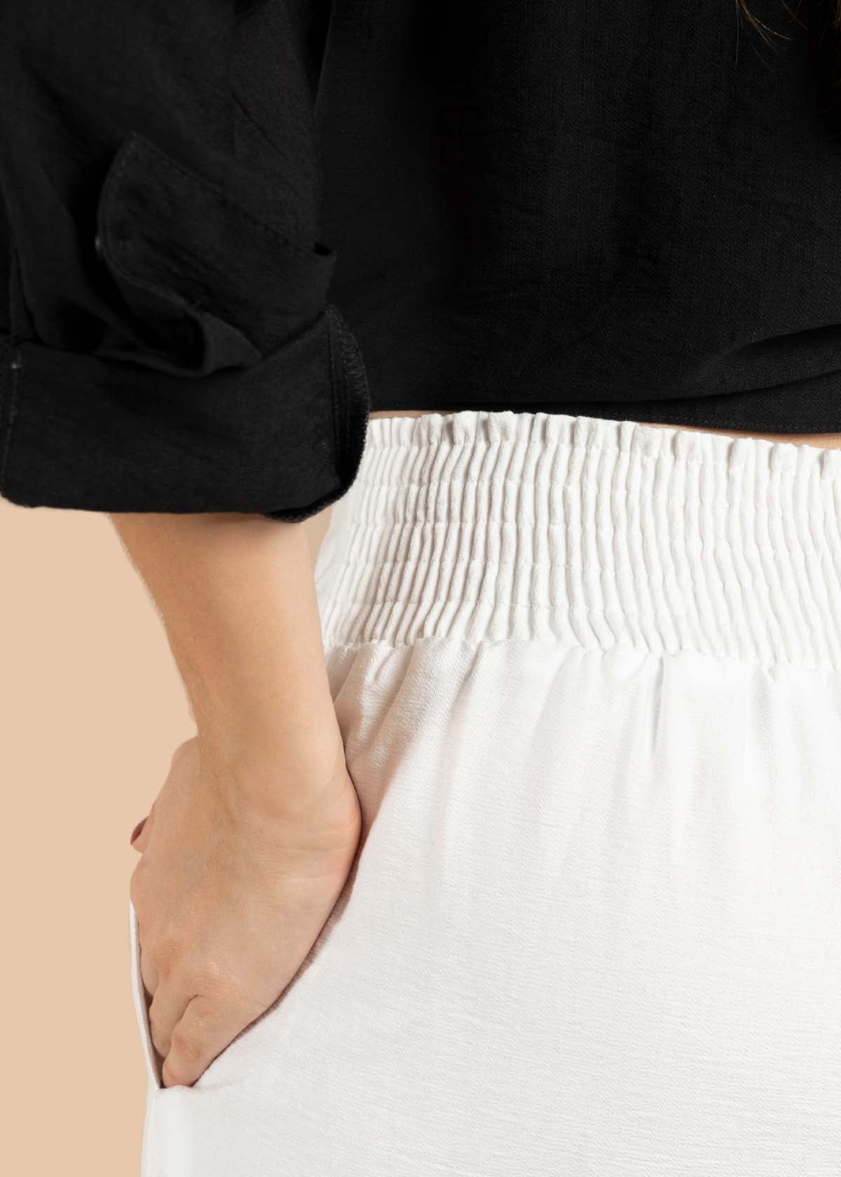 Pantalón color blanco con resorte en cintura 105533
