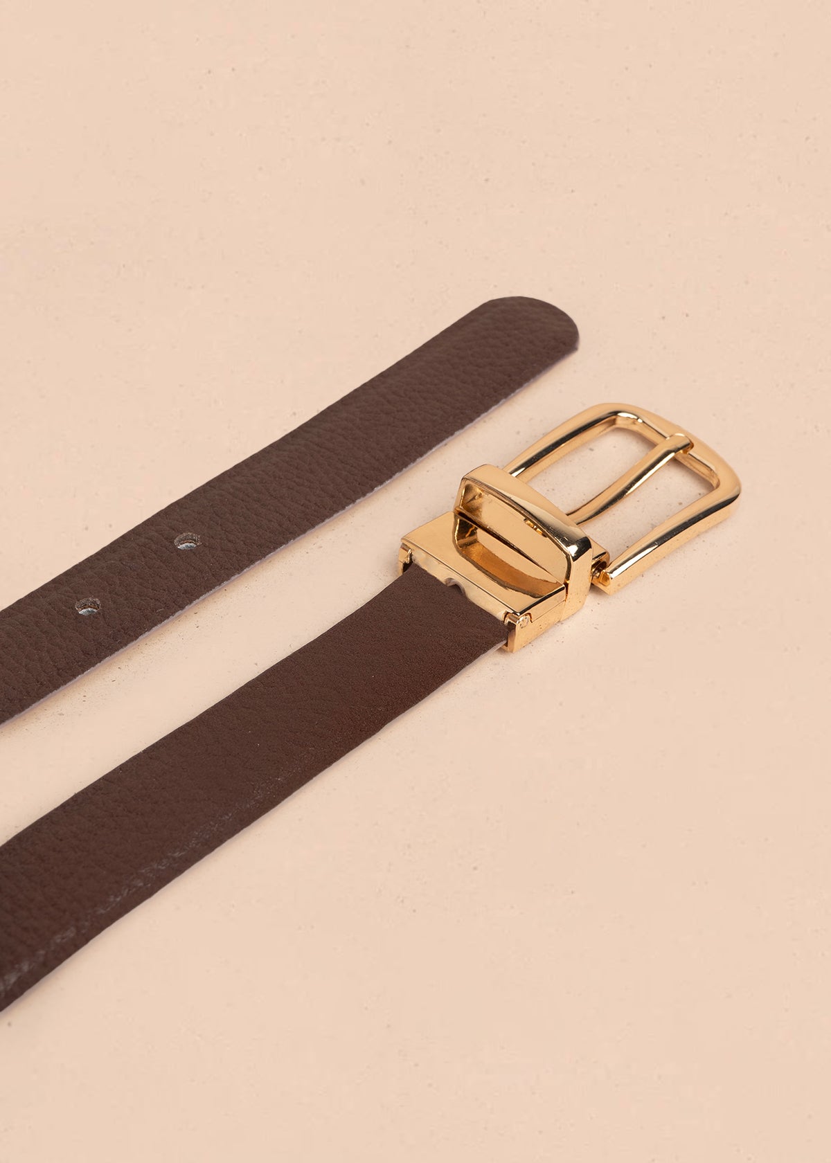 Cinturón en cuero doble faz color chocolate 105561