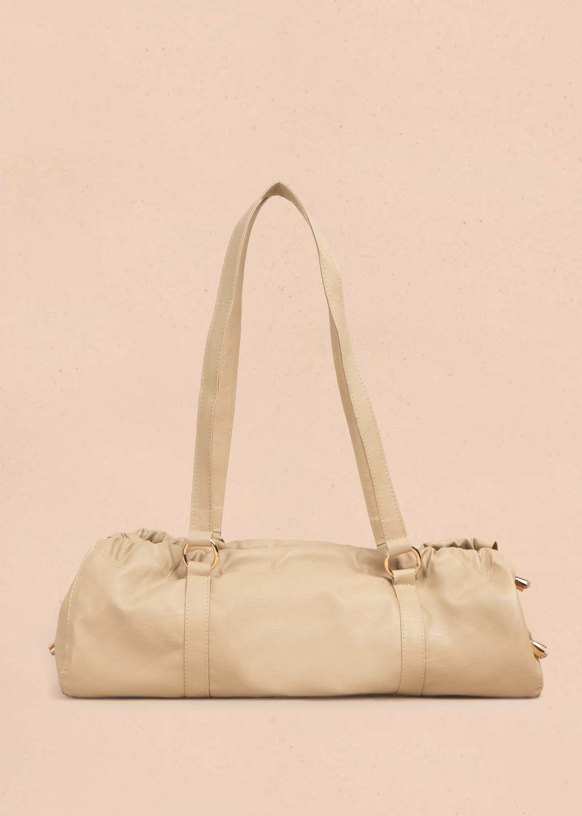 Bolso cartera color beige con recogido 105567