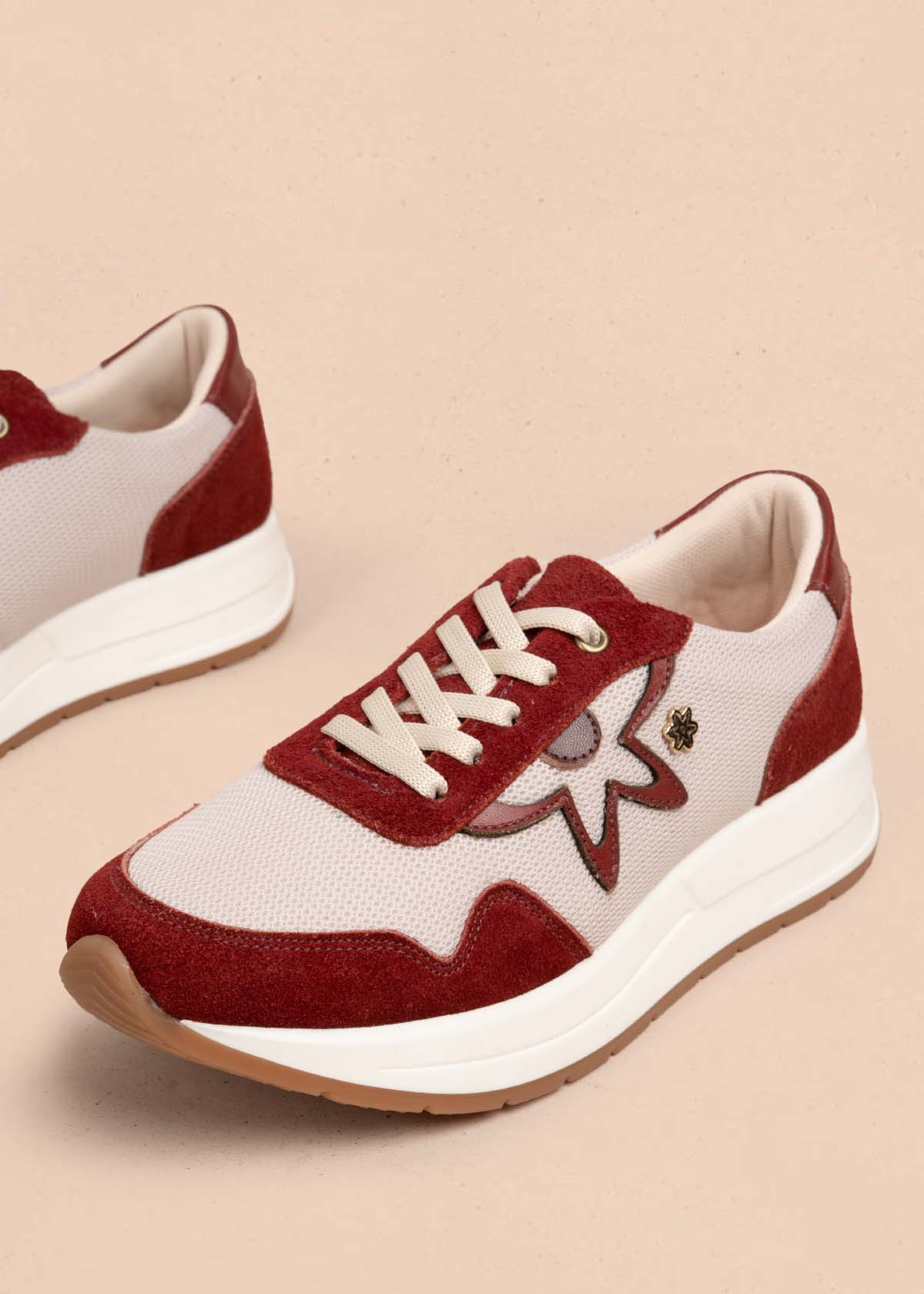 Tenis casuales en cuero color vinotinto con átomo 105589