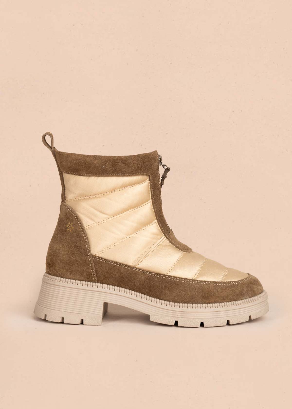 Botines en cuero color beige con cierre frontal 105596