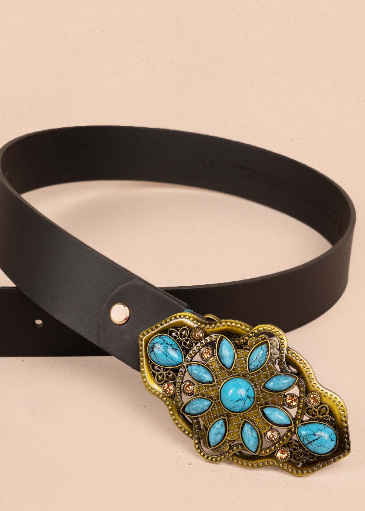 Cinturón en cuero color negro con hebilla texana 105637