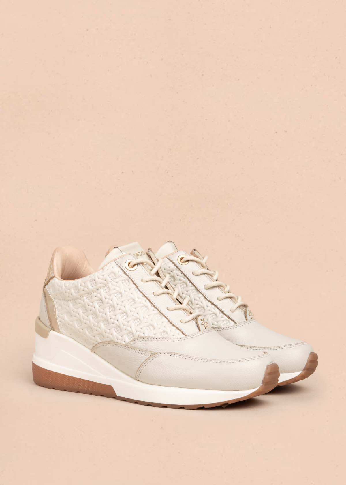 Tenis casuales en cuero color beige 105713
