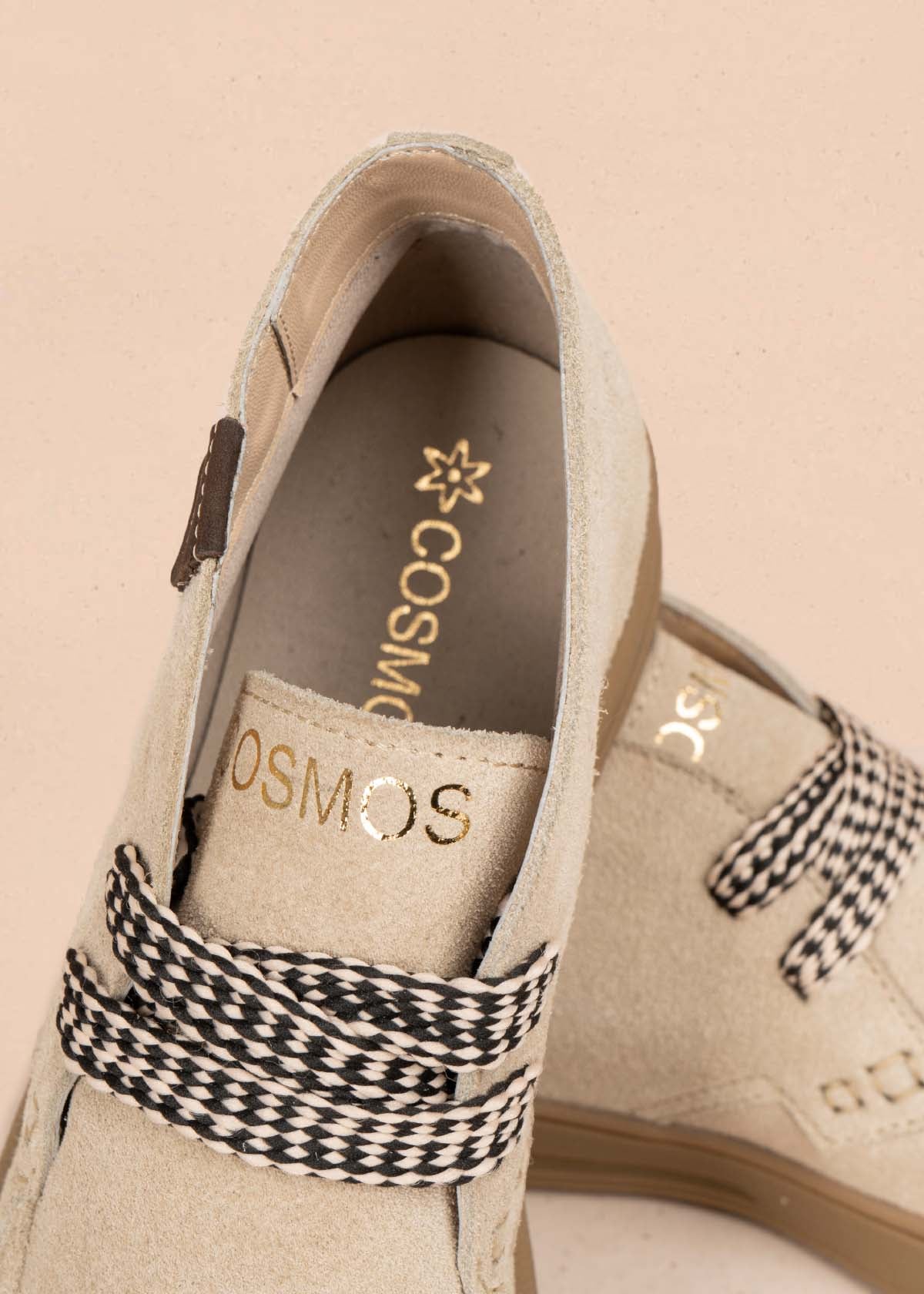 Botines en cuero color arena con cordones 105728