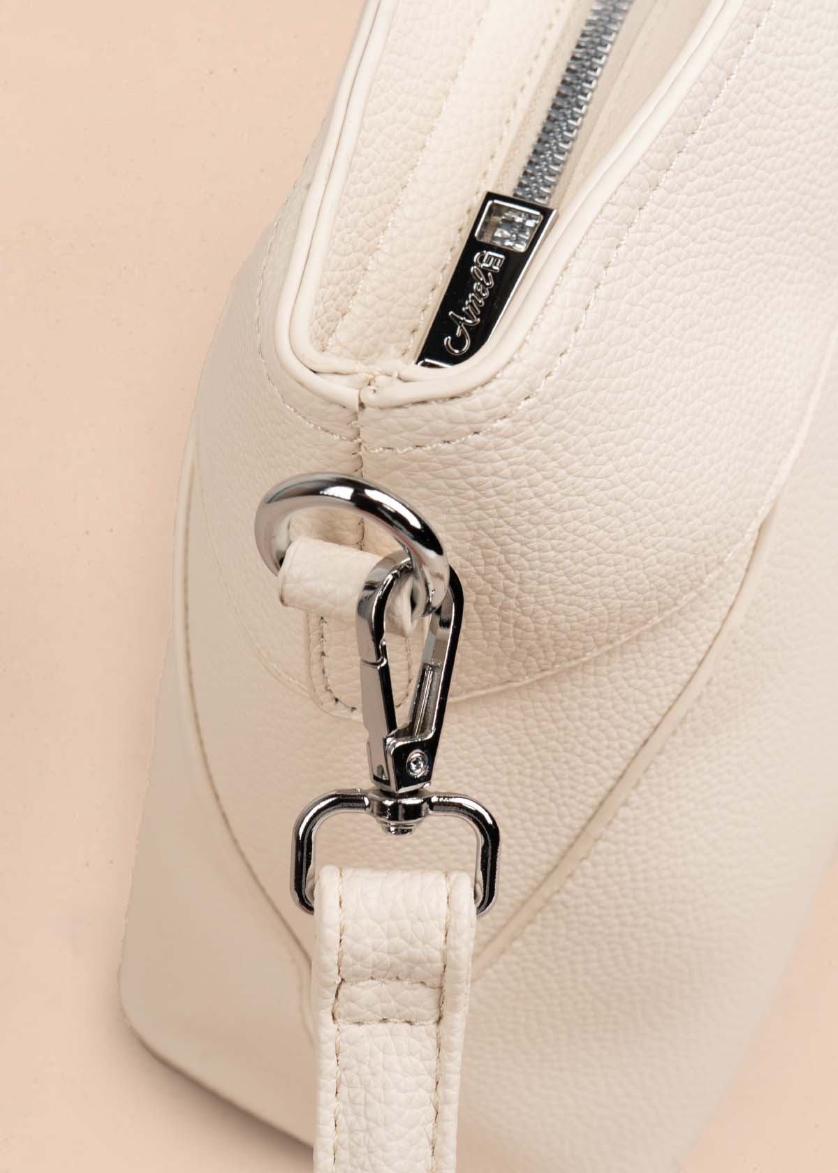 Bolso tipo cartera color beige 105750