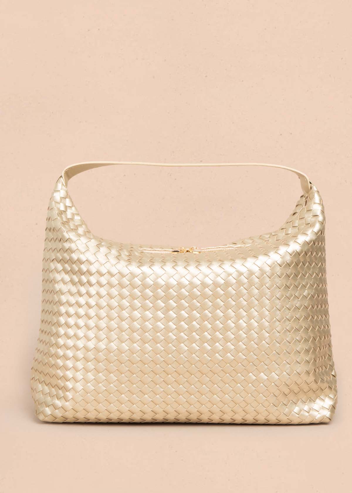 Bolso tipo cartera color champaña 105752