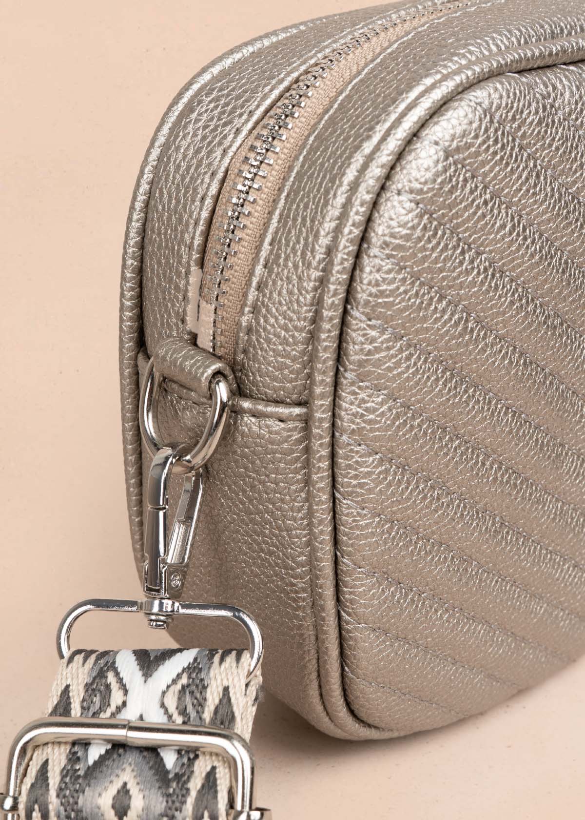Bolso manos libres color plomo 105754