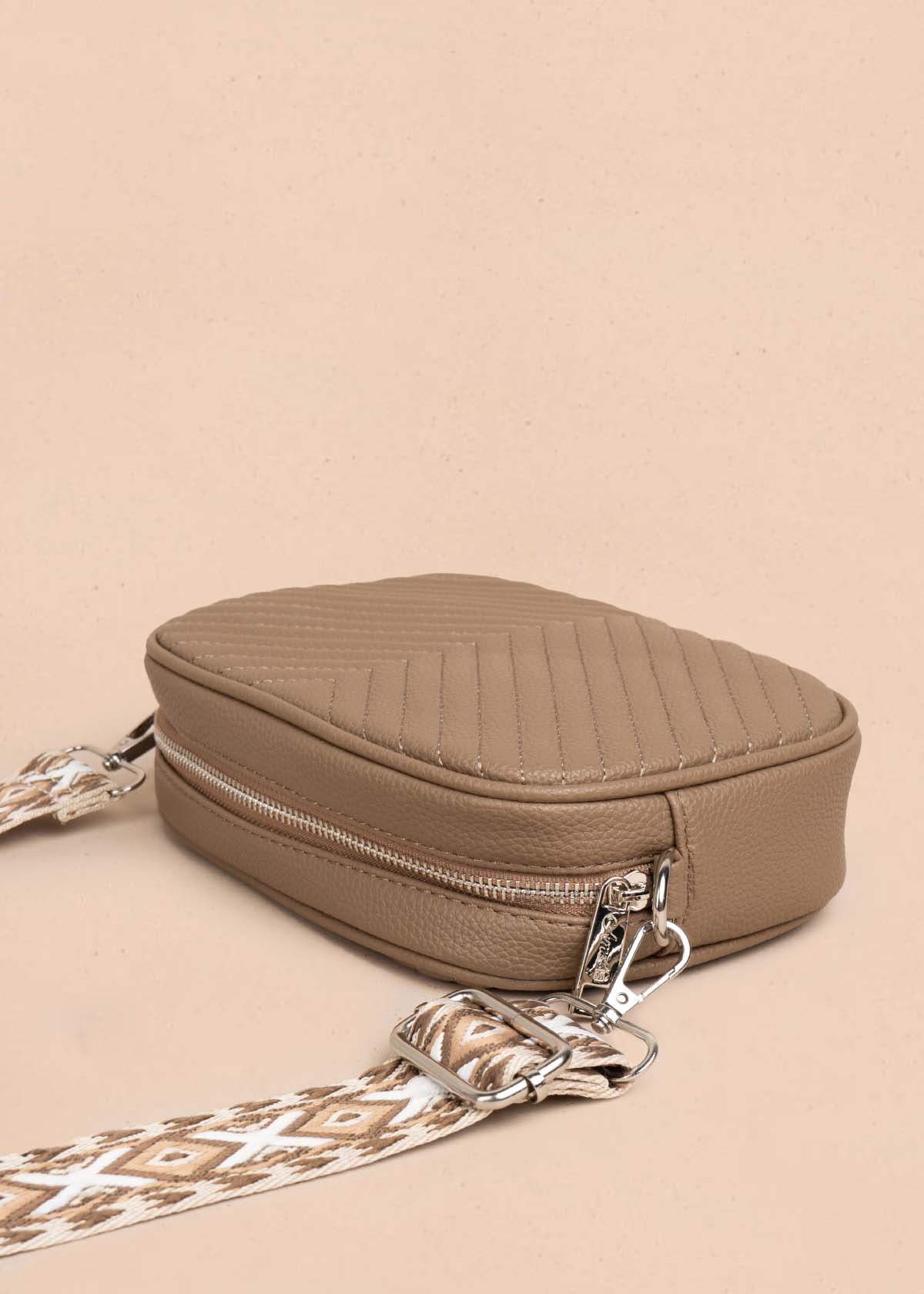 Bolso manos libres color taupe 105754