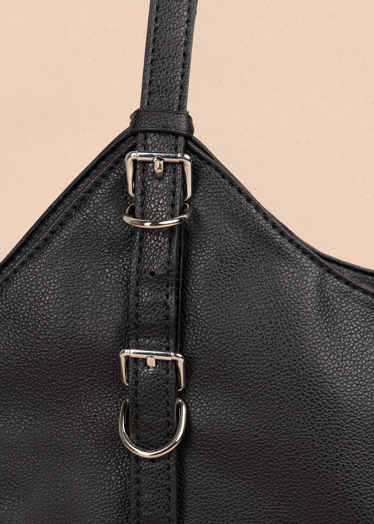 Bolso tipo shopping color negro 105757