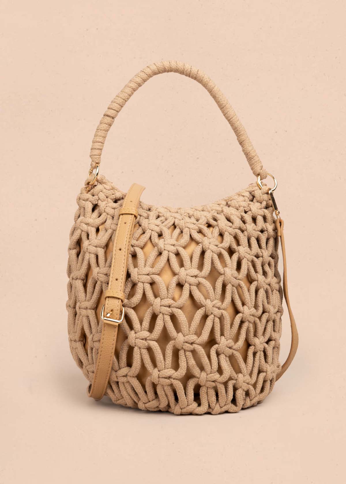 Bolso manos libres tejido color camel 105762