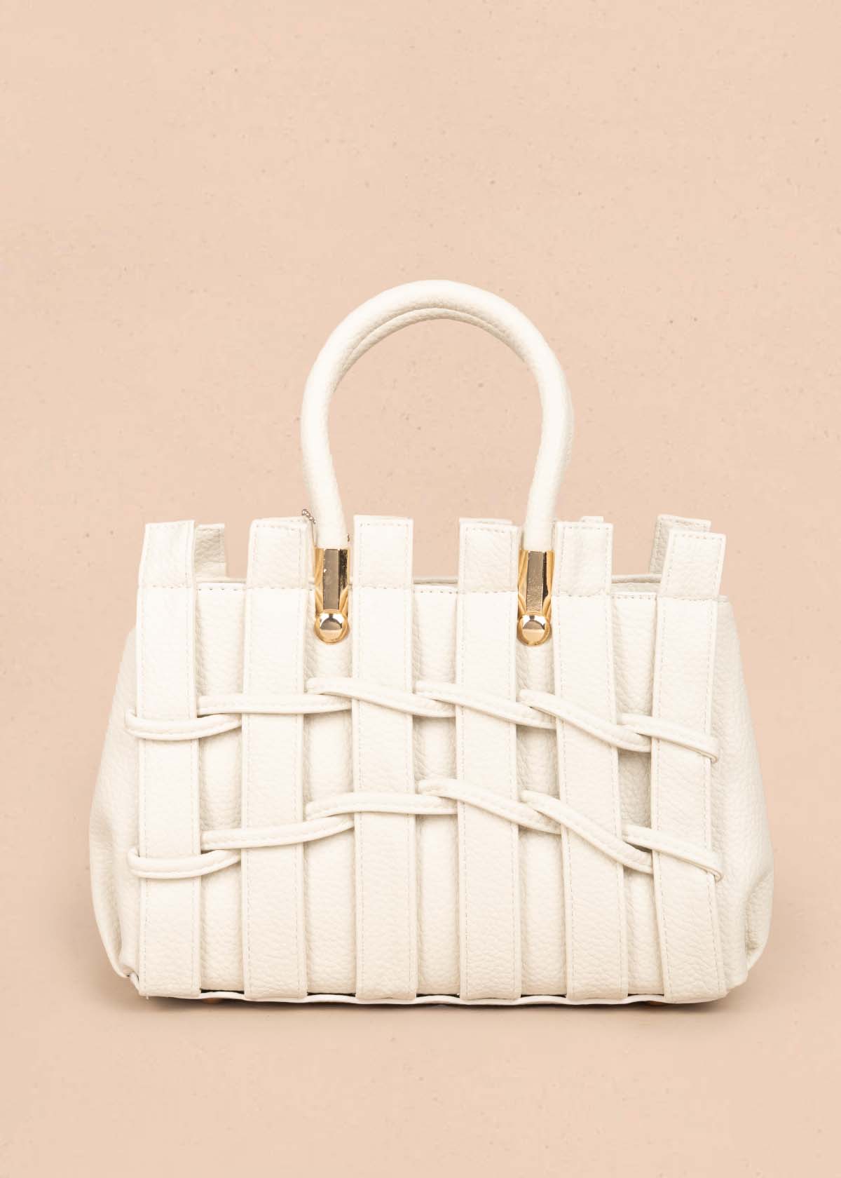 Bolso tipo cartera color talco con llavero 105763