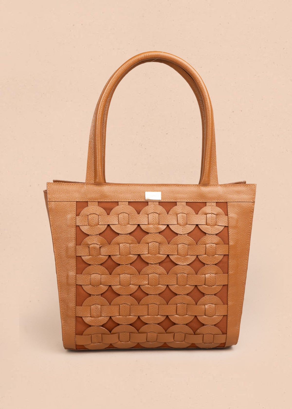 Bolso tipo shopping en cuero color miel con grabado trenzado 105783