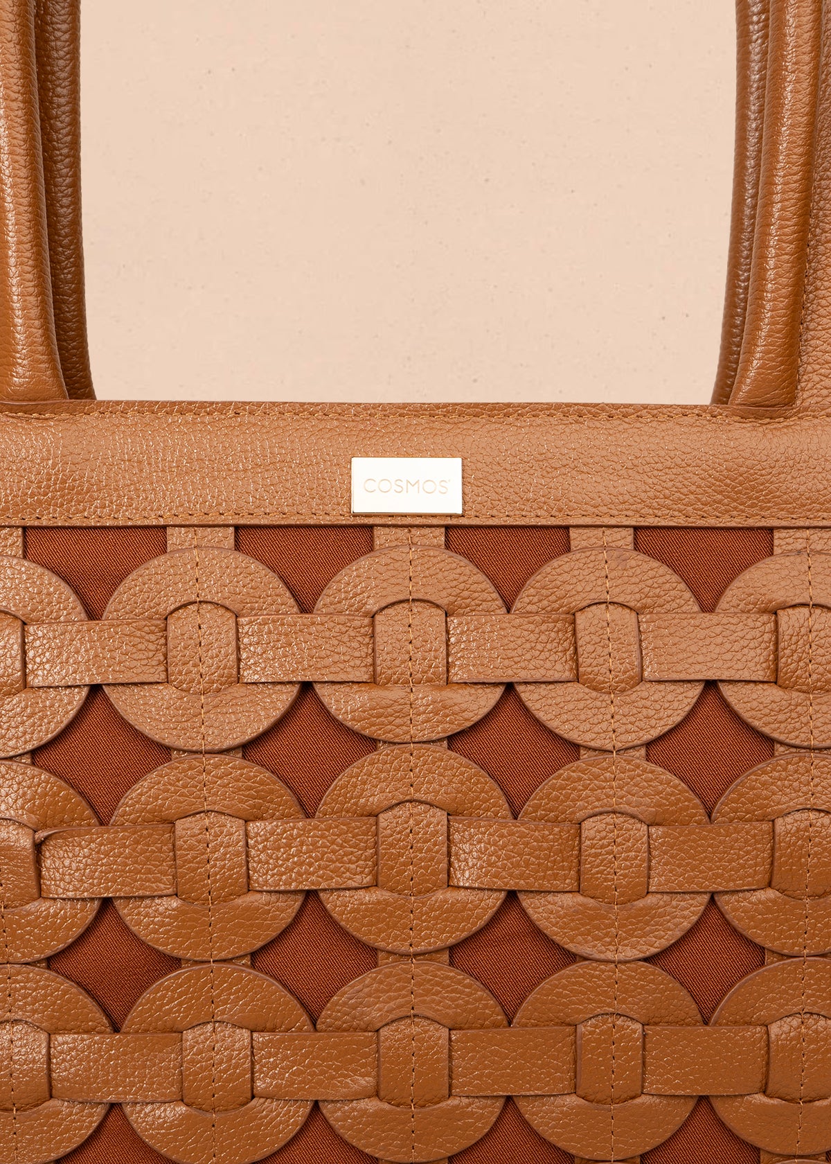 Bolso tipo shopping en cuero color miel con grabado trenzado 105783