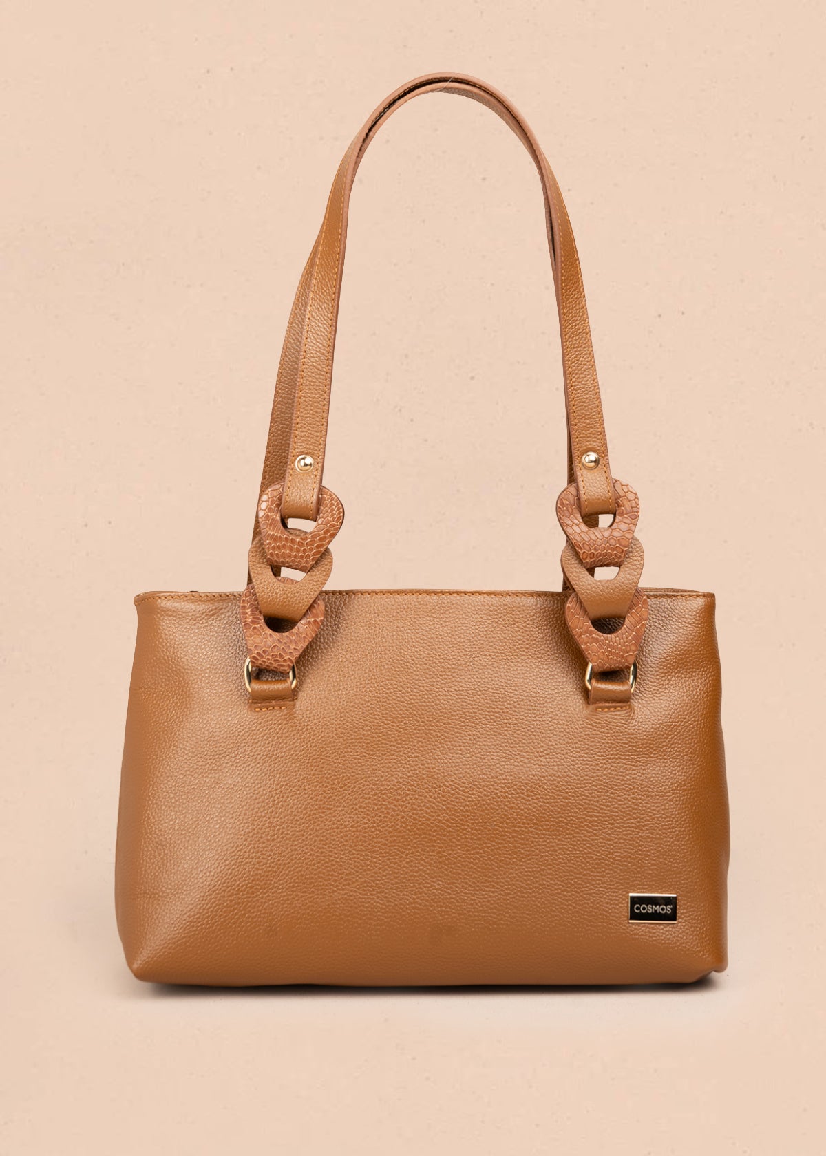 Bolso tipo cartera en cuero color miel con asas en eslabón 105784