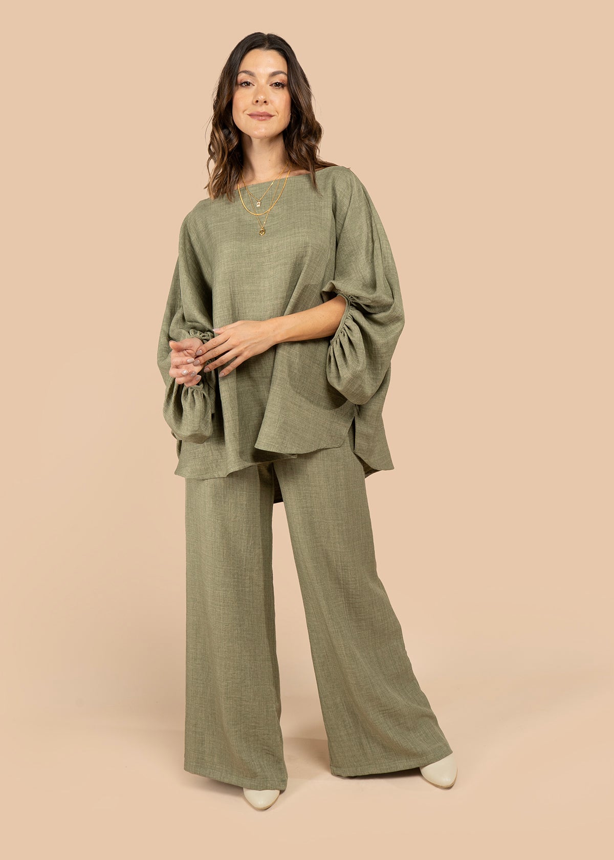 Blusa color verde cuello bandeja 105793