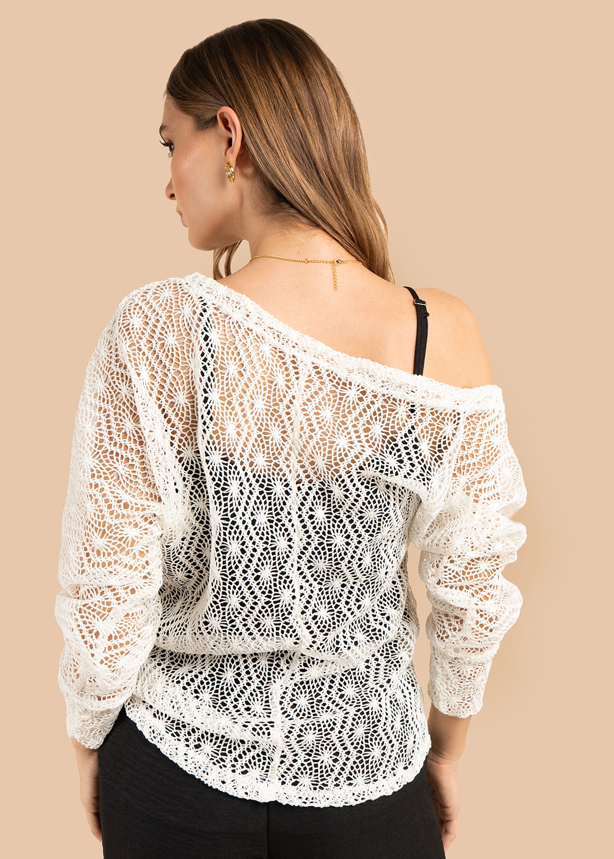 Buzo color beige manga larga y diseño transparente 105808