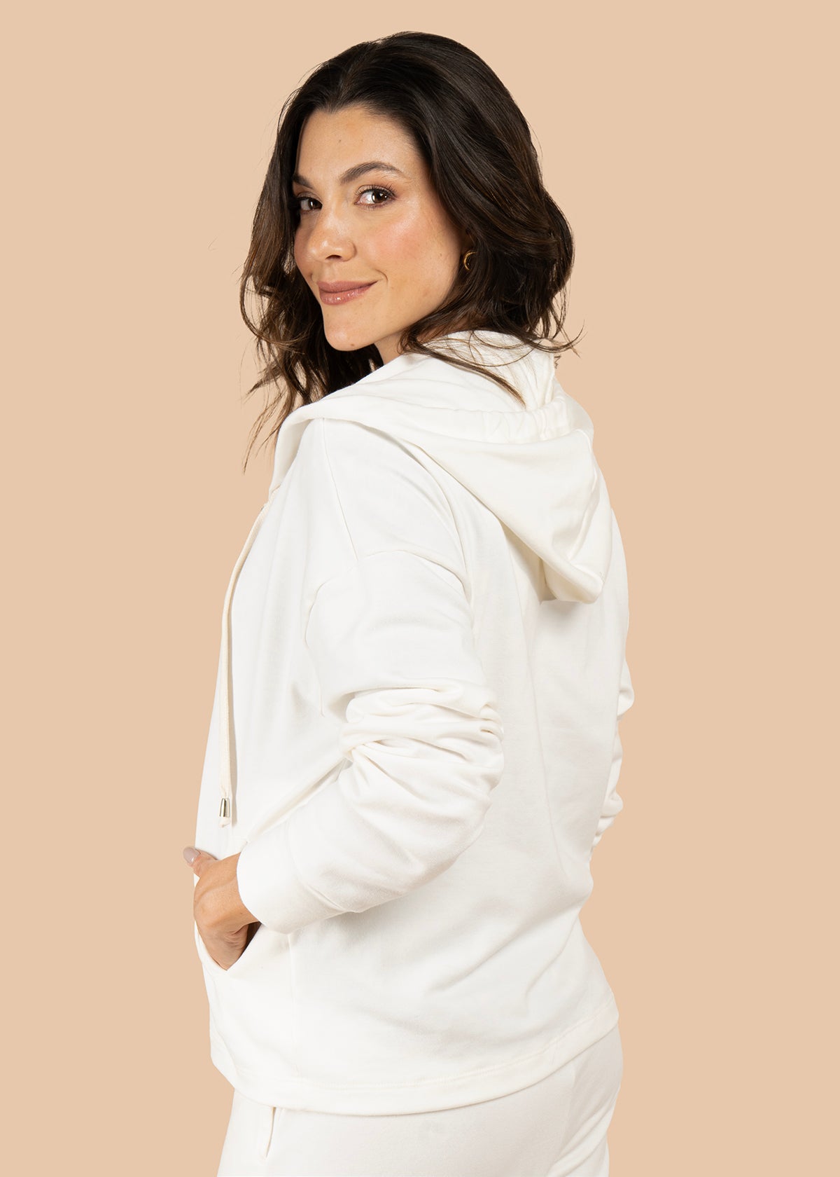 Buzo color beige con cremallera 105847