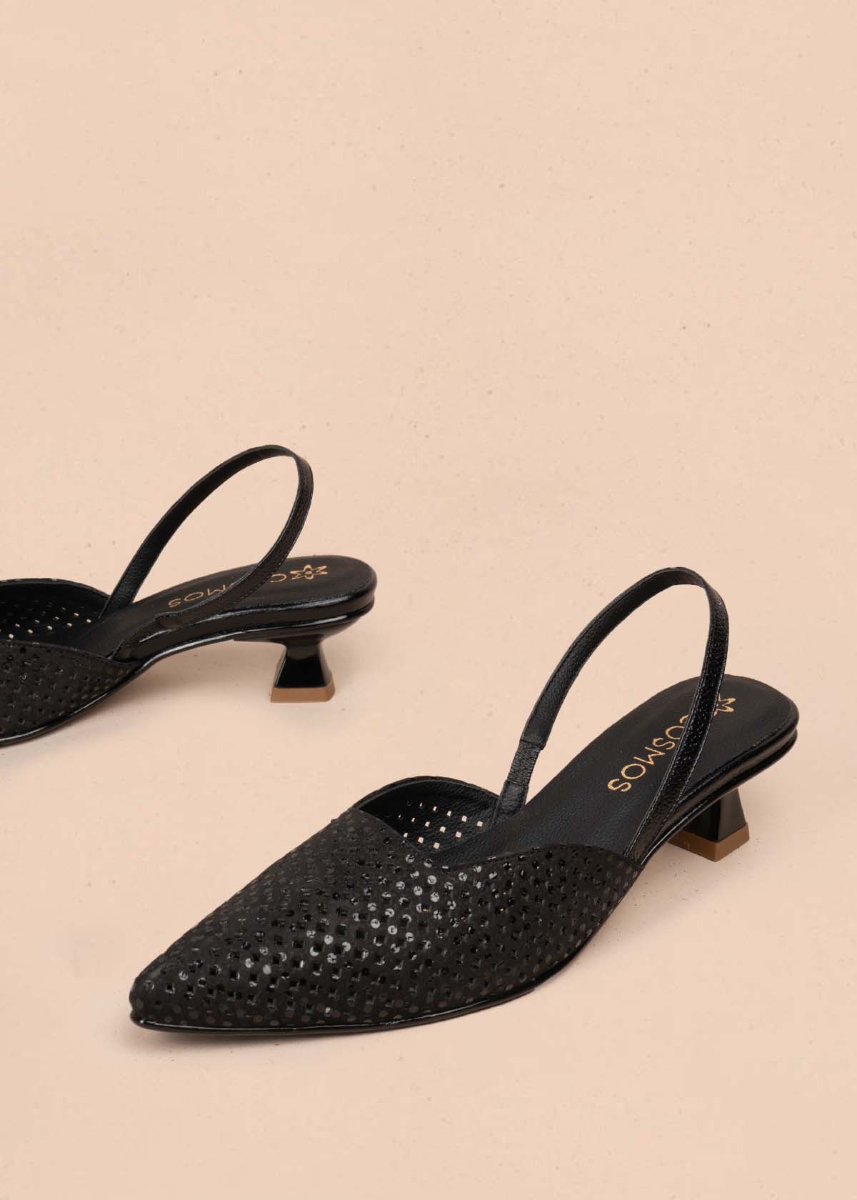 Tacones trabilla en cuero con folia color negro y tacón copa 105924